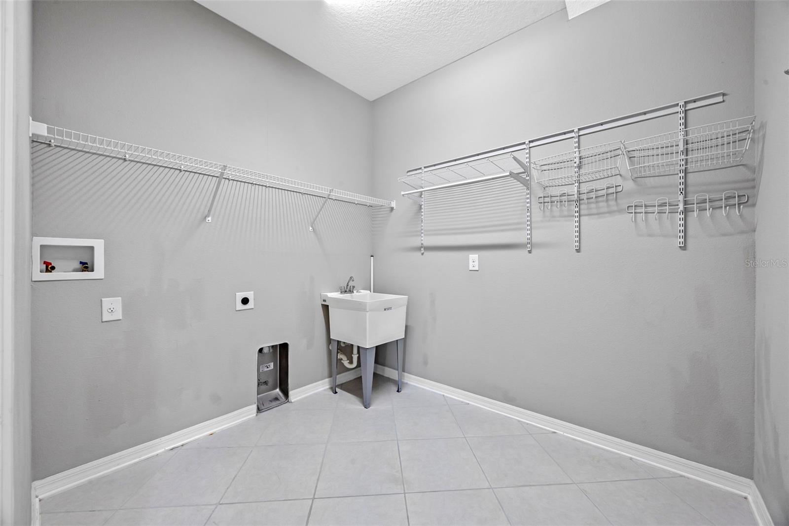 2530 DOMENICO PAUL WAY, ORLANDO, FL, 32810