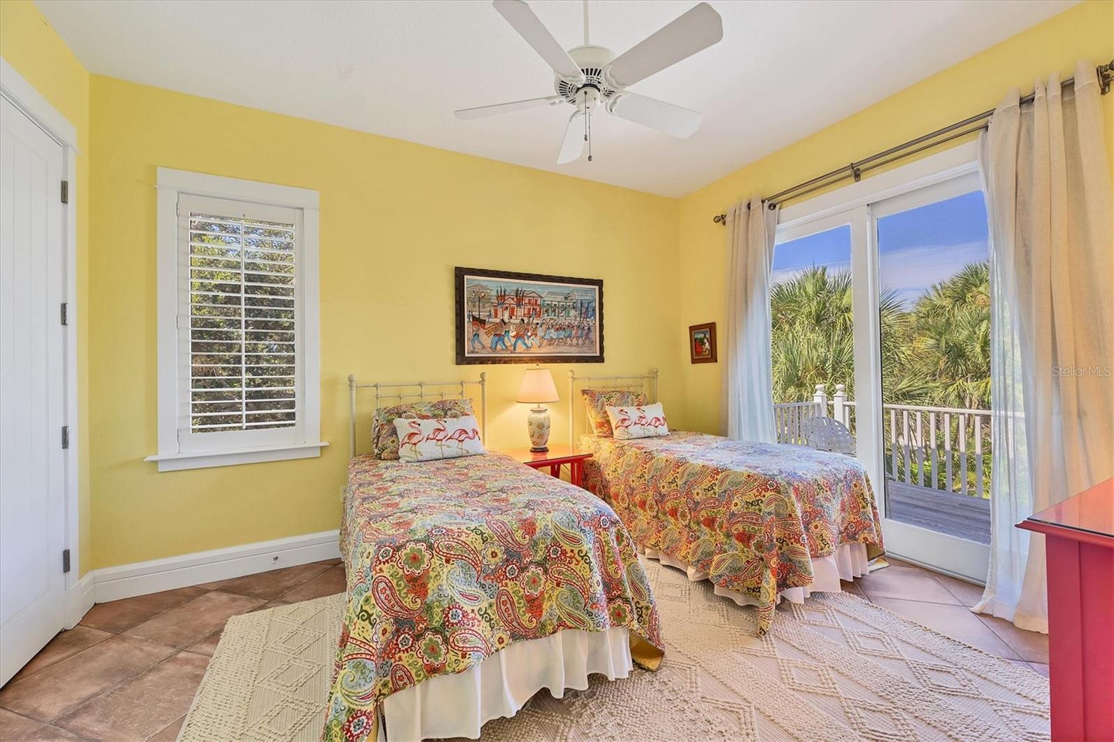 D6143418 Property Photo