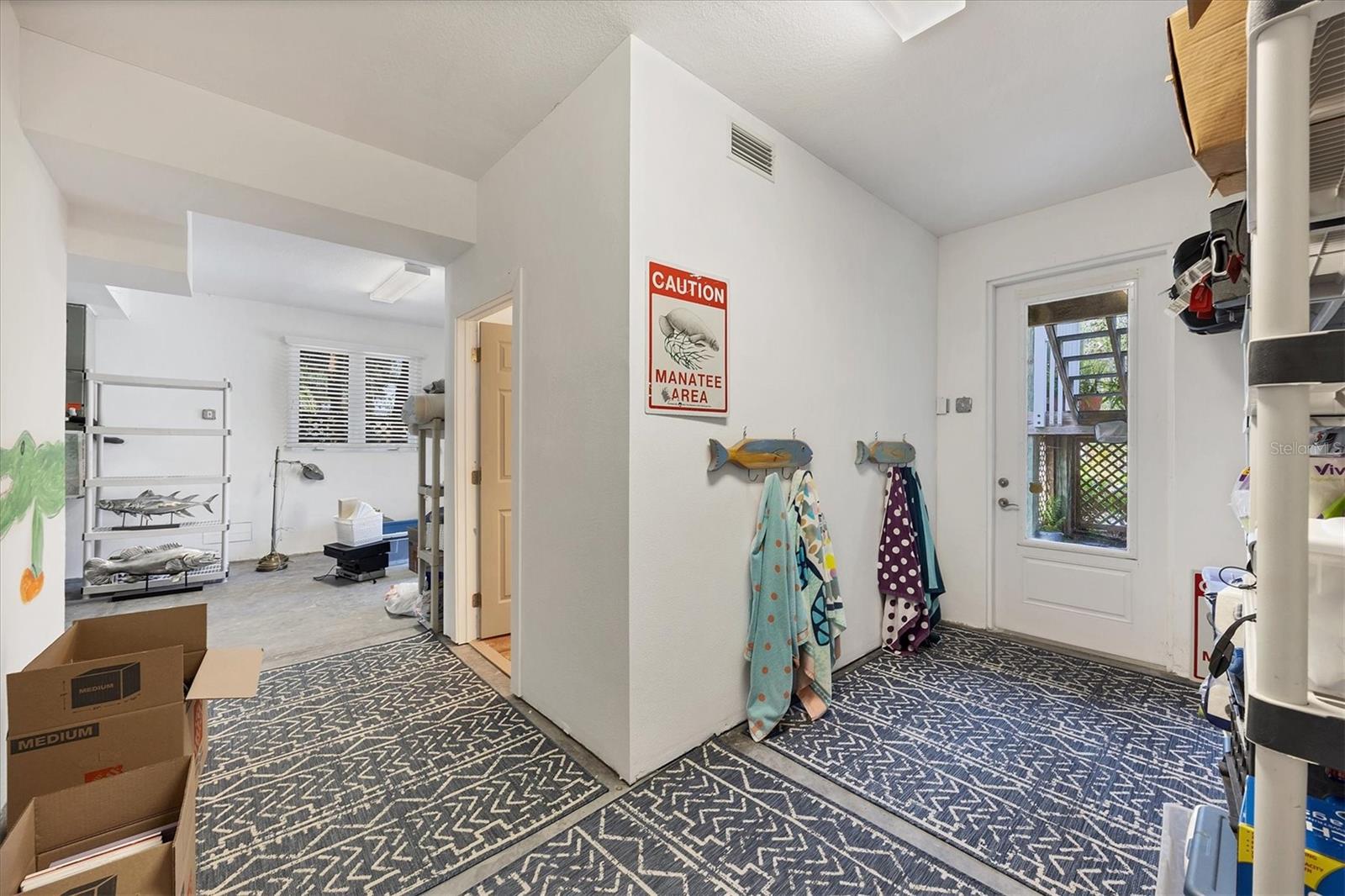 D6143418 Property Photo