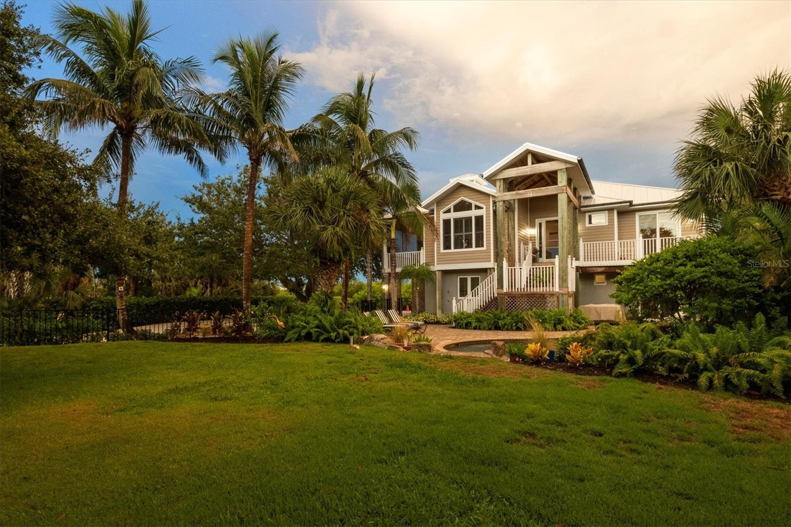 D6143418 Property Photo