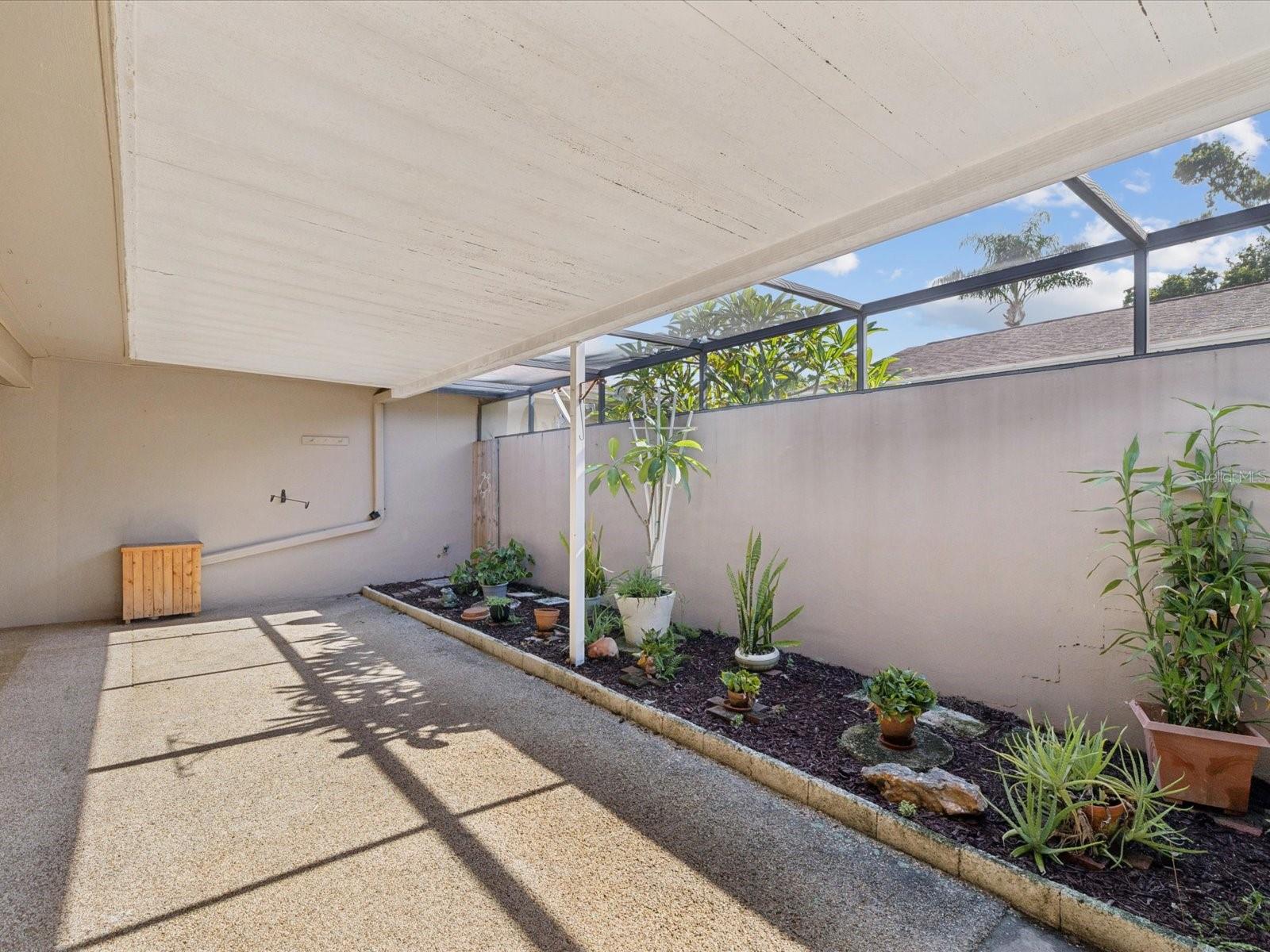 Screened and Covered Lanai