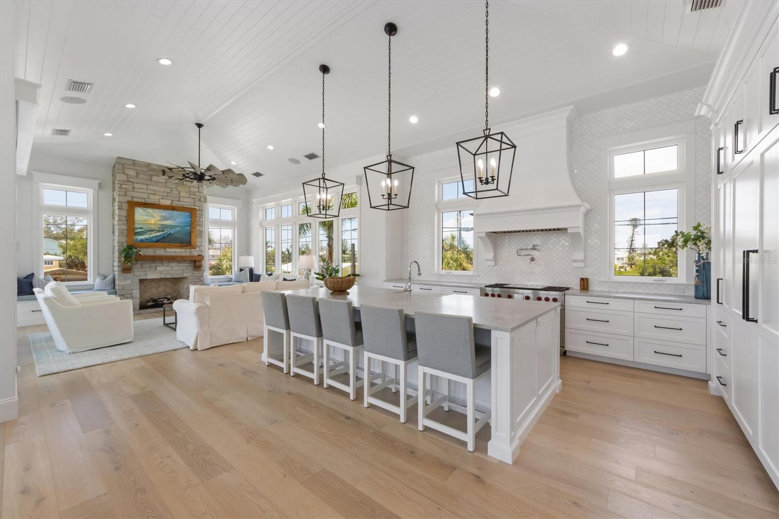 A4661964 Property Photo