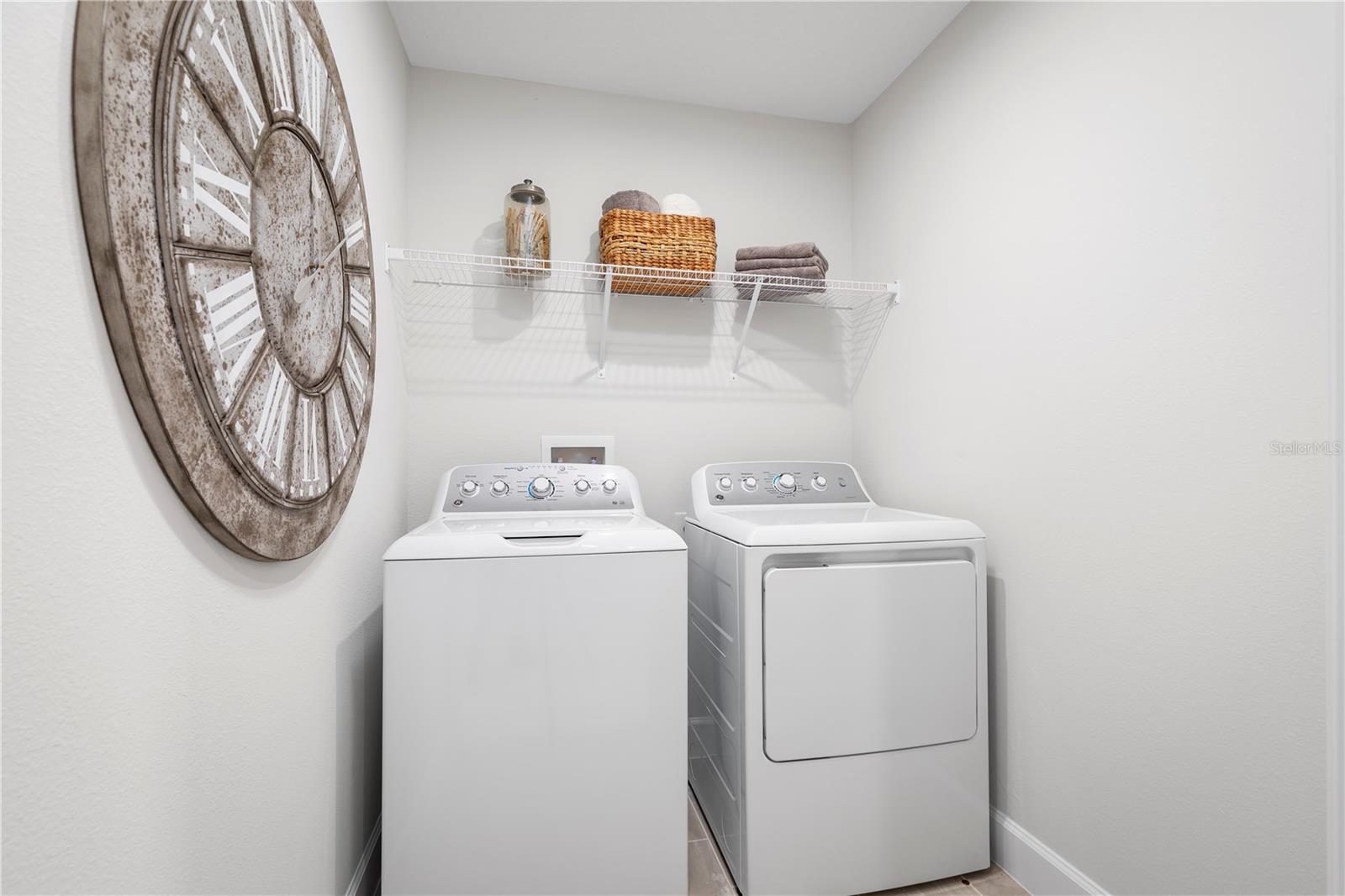 431 HAMMOCK OAKS BLVD, LADY LAKE, FL, 32159