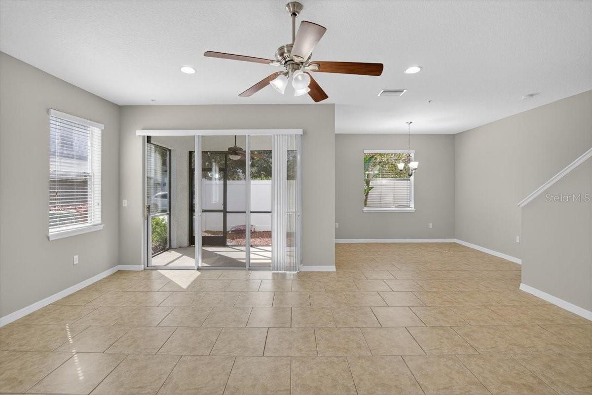 8632 MIRAMAR TERRACE CIR, TEMPLE TERRACE, FL, 33637