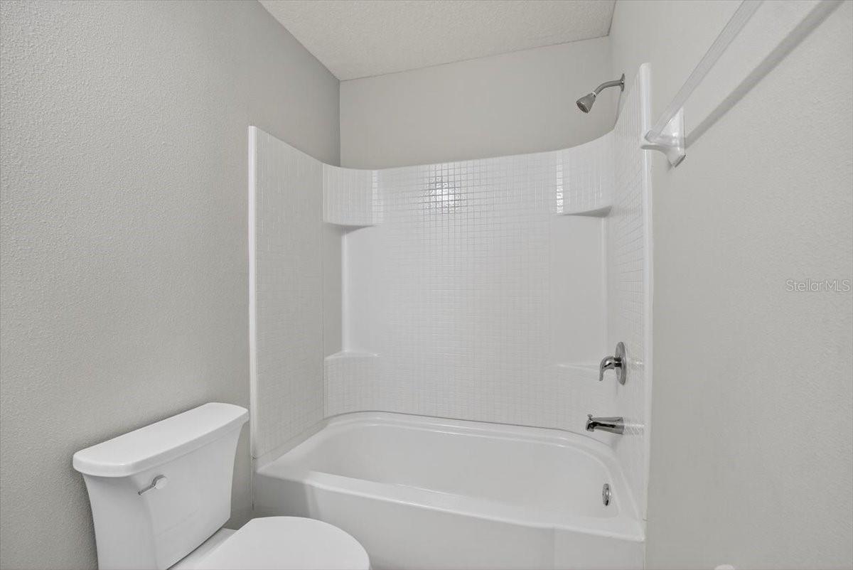 8632 MIRAMAR TERRACE CIR, TEMPLE TERRACE, FL, 33637