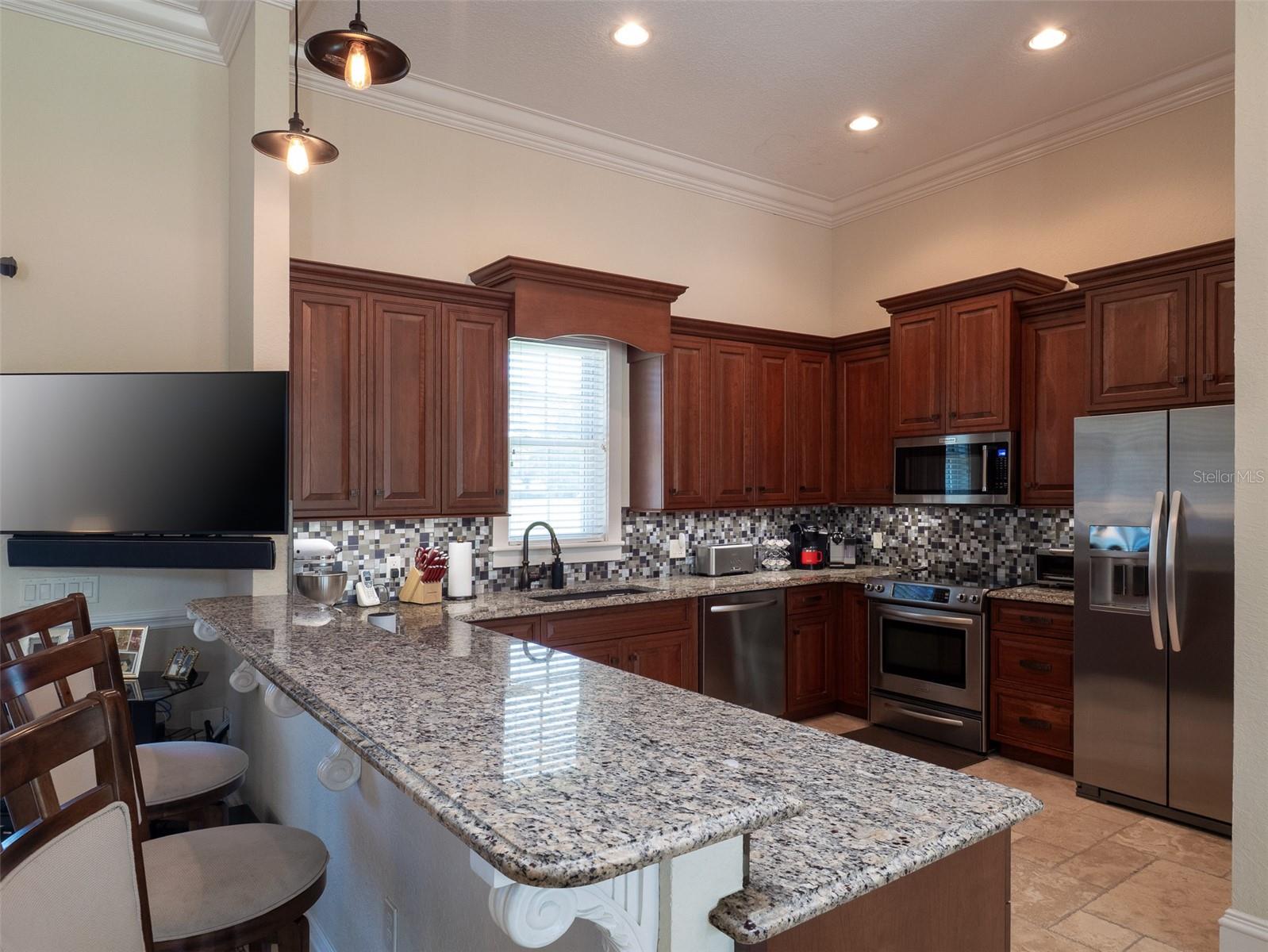 OM707542 Property Photo