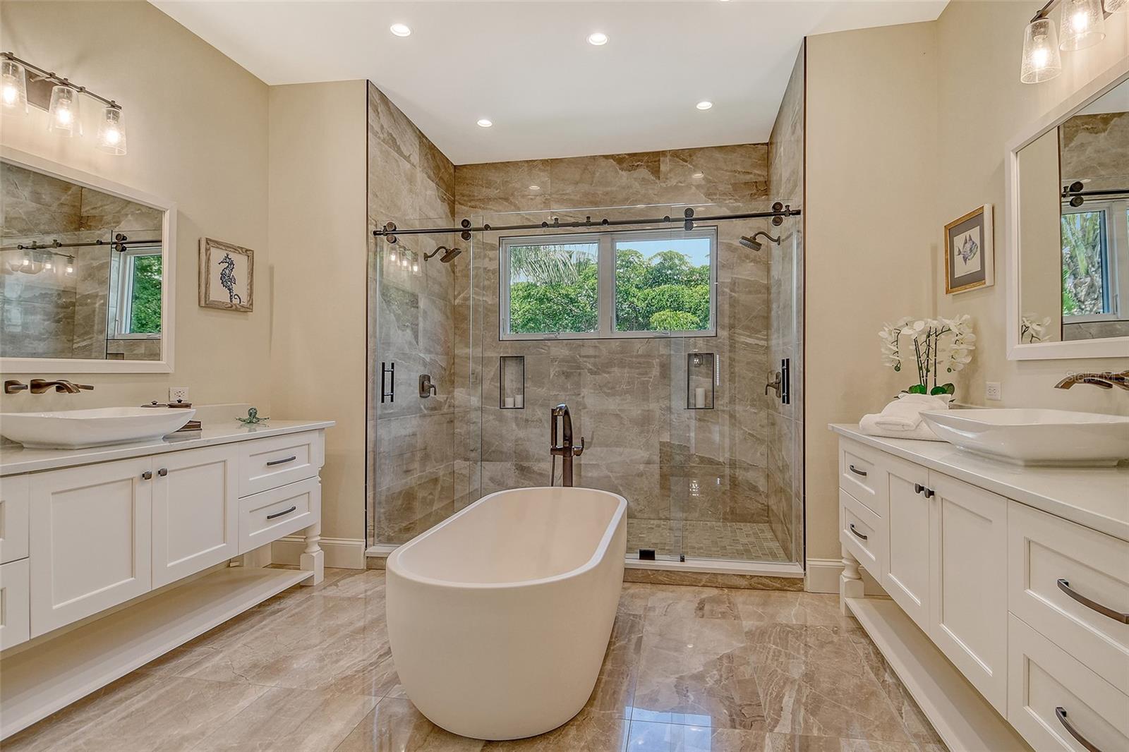 A4661988 Property Photo