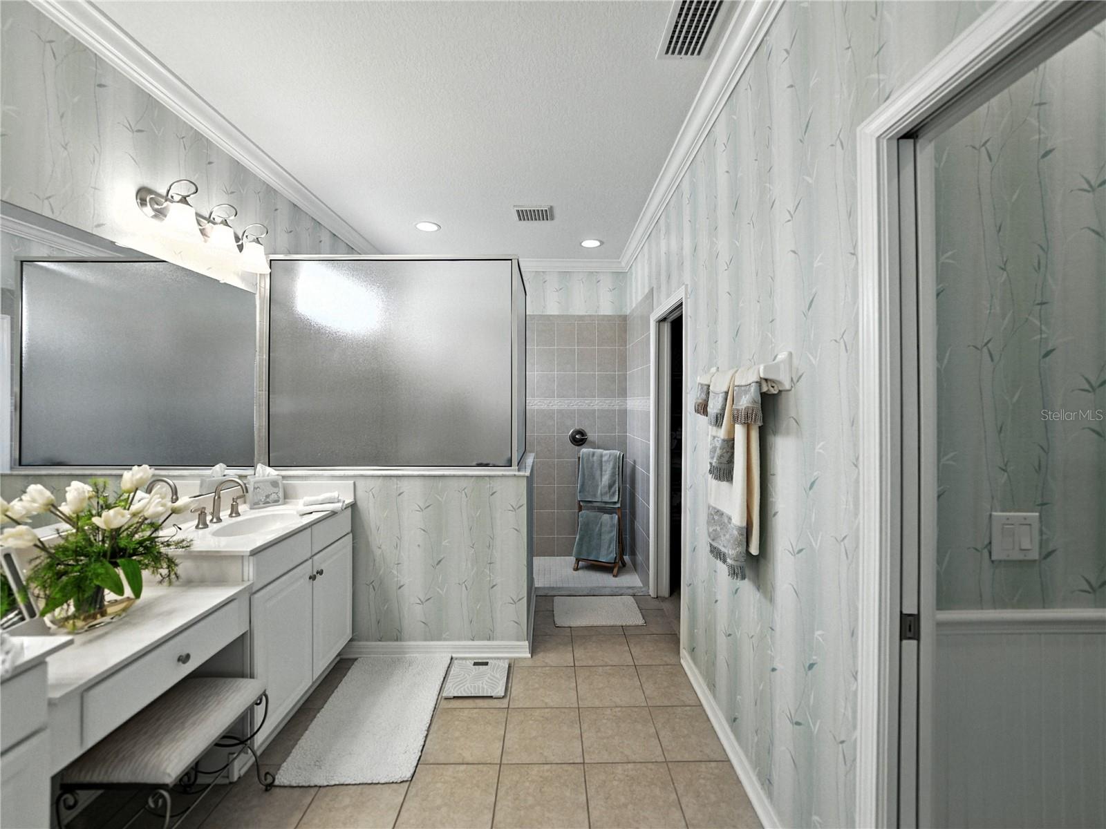 2530 CROSS MORE ST, VALRICO, FL, 33594