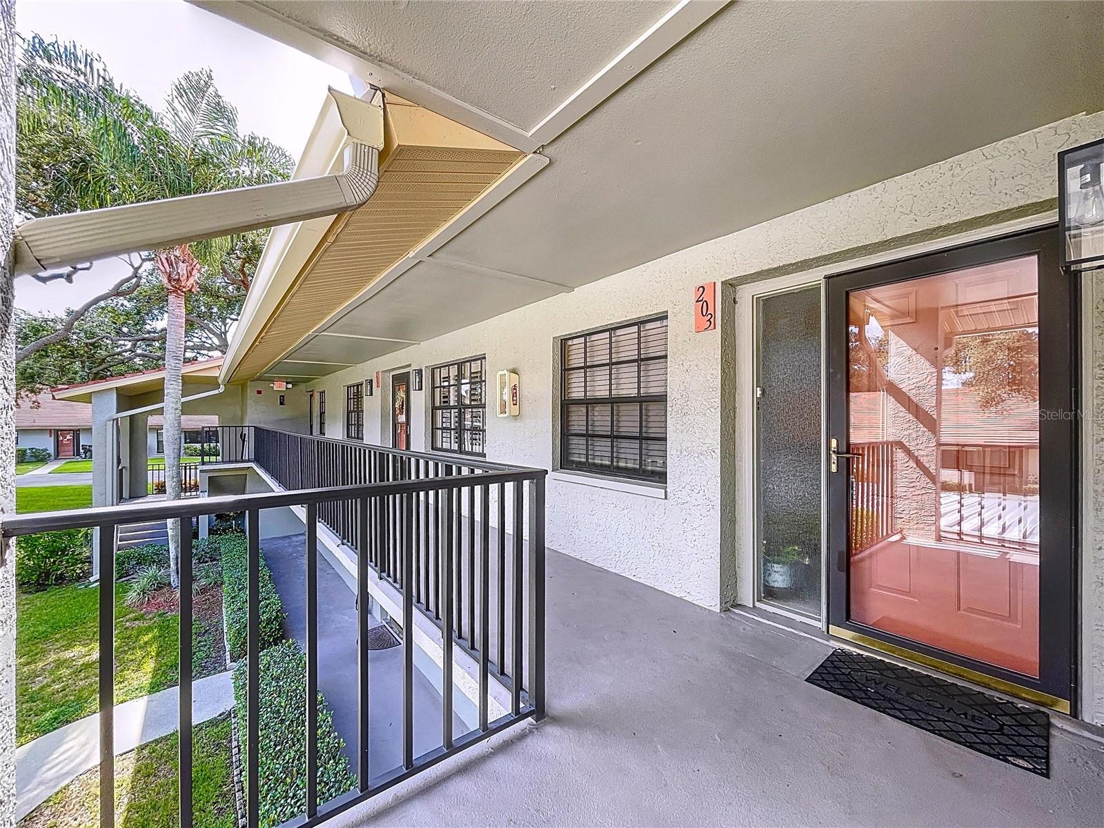 2020 LAKEVIEW DR #203, CLEARWATER, FL, 33763