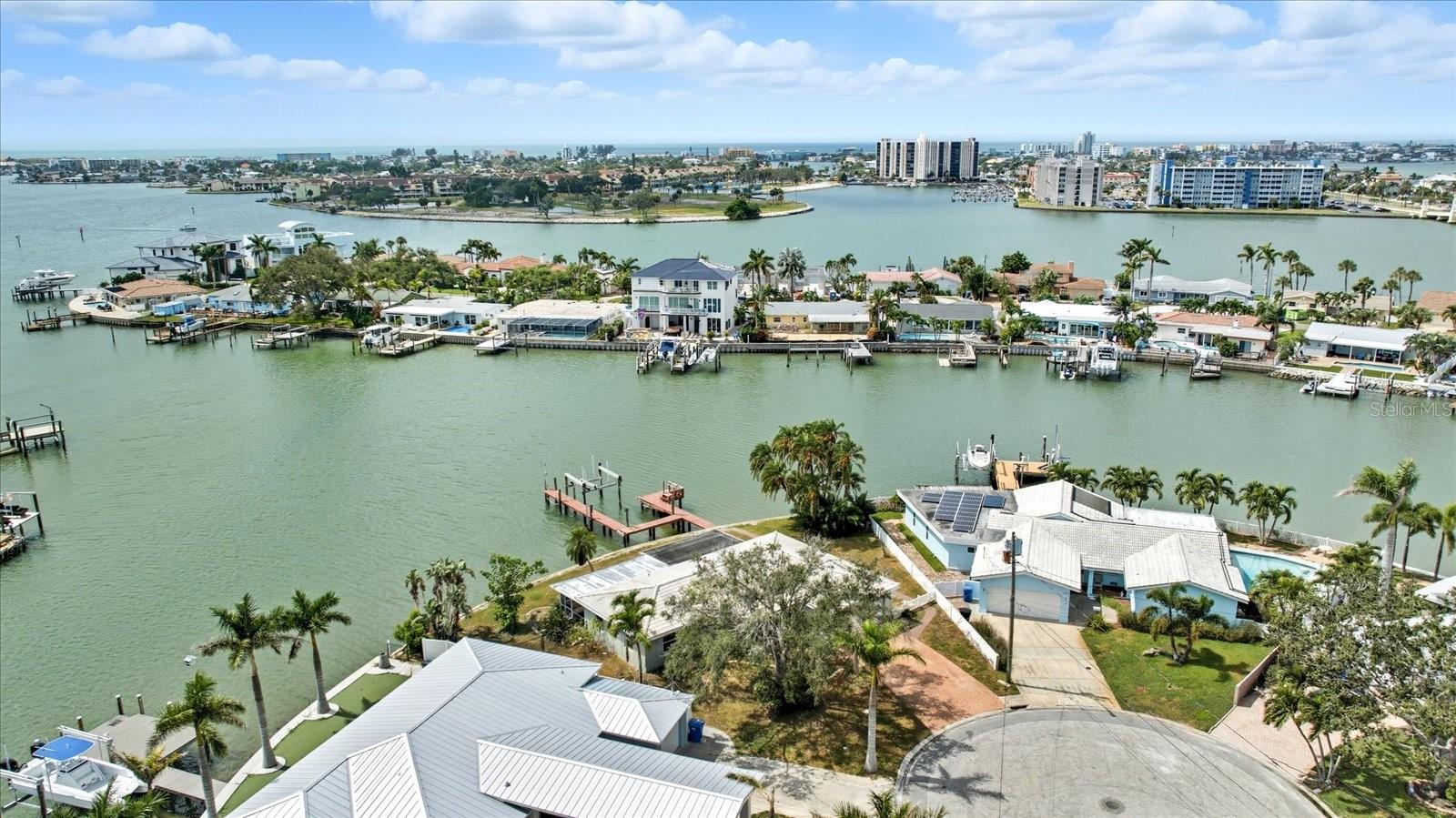 7998 1ST AVE S, ST PETERSBURG, FL, 33707