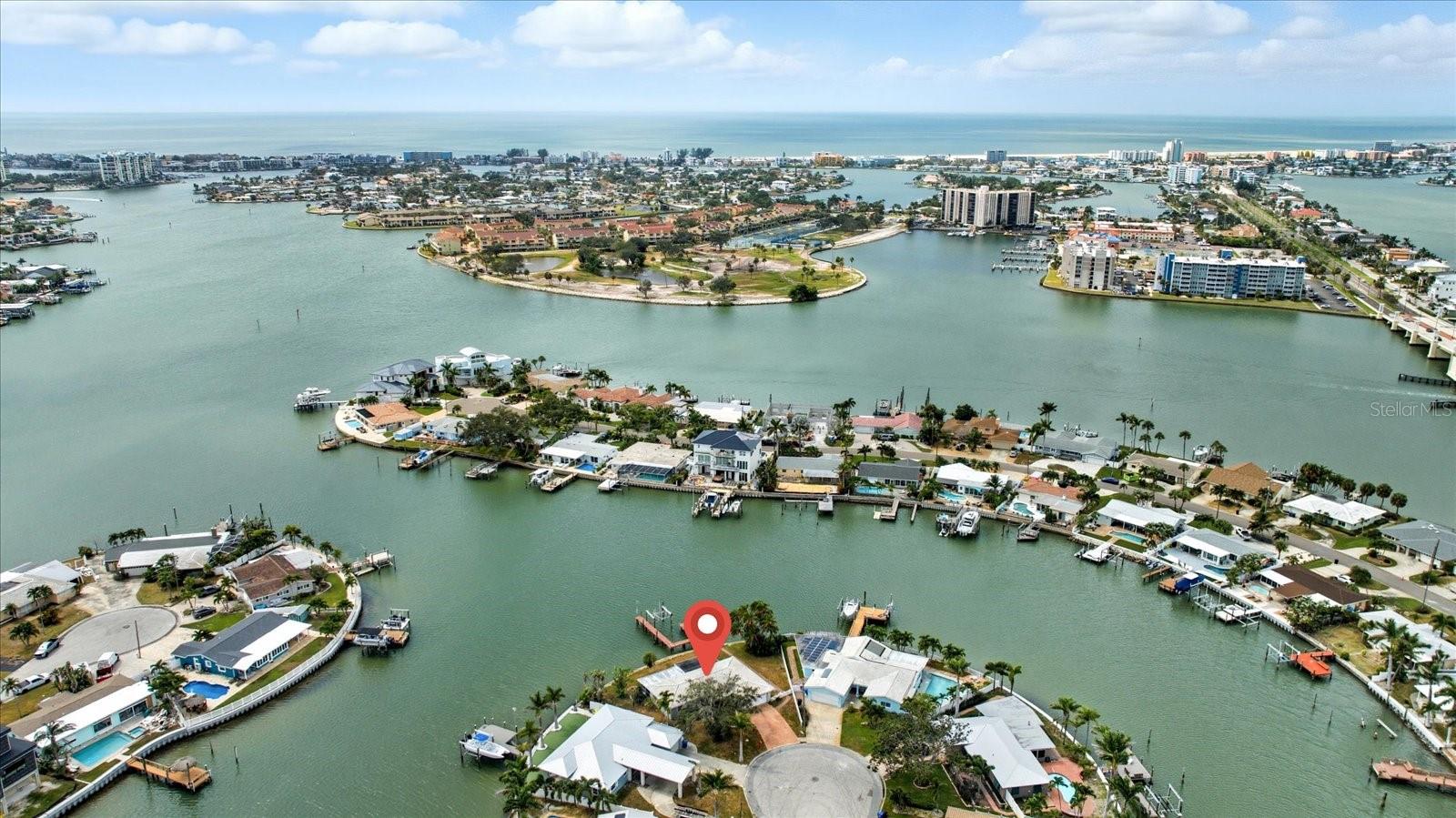 7998 1ST AVE S, ST PETERSBURG, FL, 33707