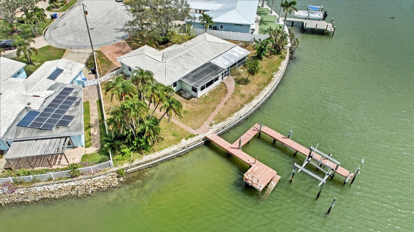 7998 1ST AVE S, ST PETERSBURG, FL, 33707