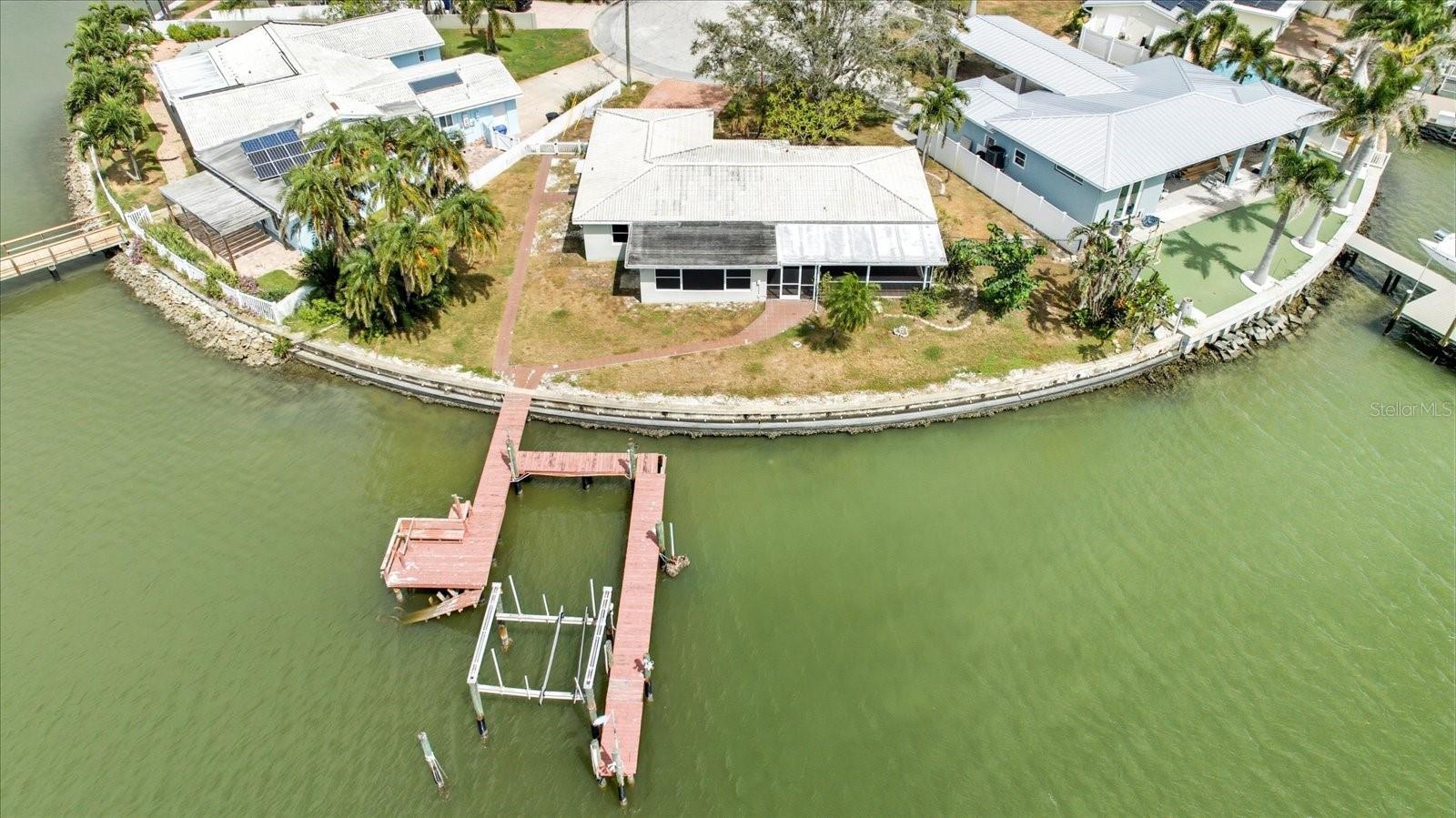 7998 1ST AVE S, ST PETERSBURG, FL, 33707