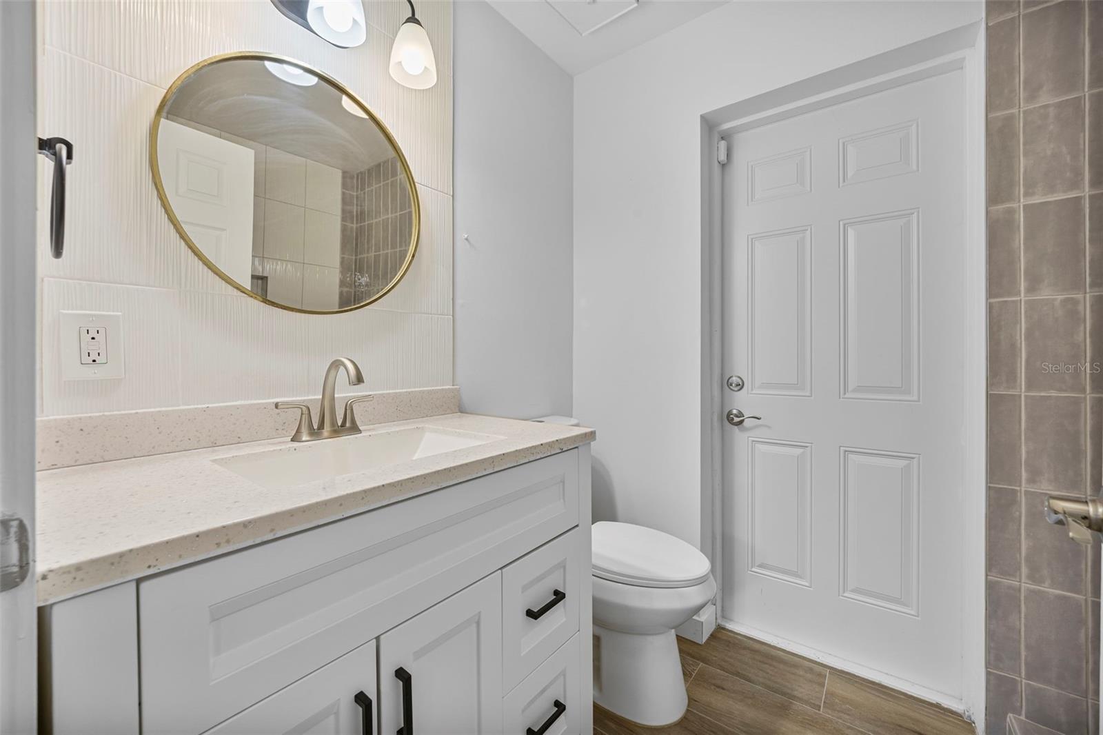 Beautiful ensuite with access to the pool