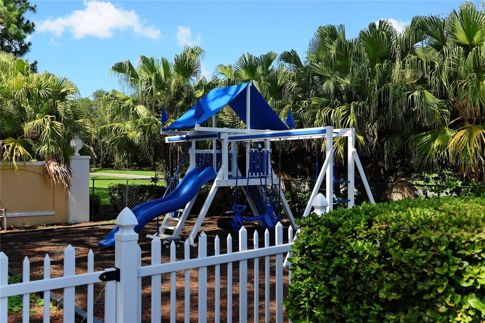 A4662015 Property Photo