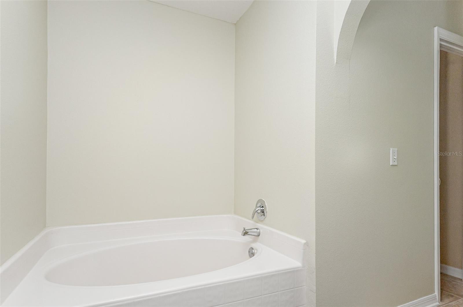 104 RICHMAR AVE, HAINES CITY, FL, 33844