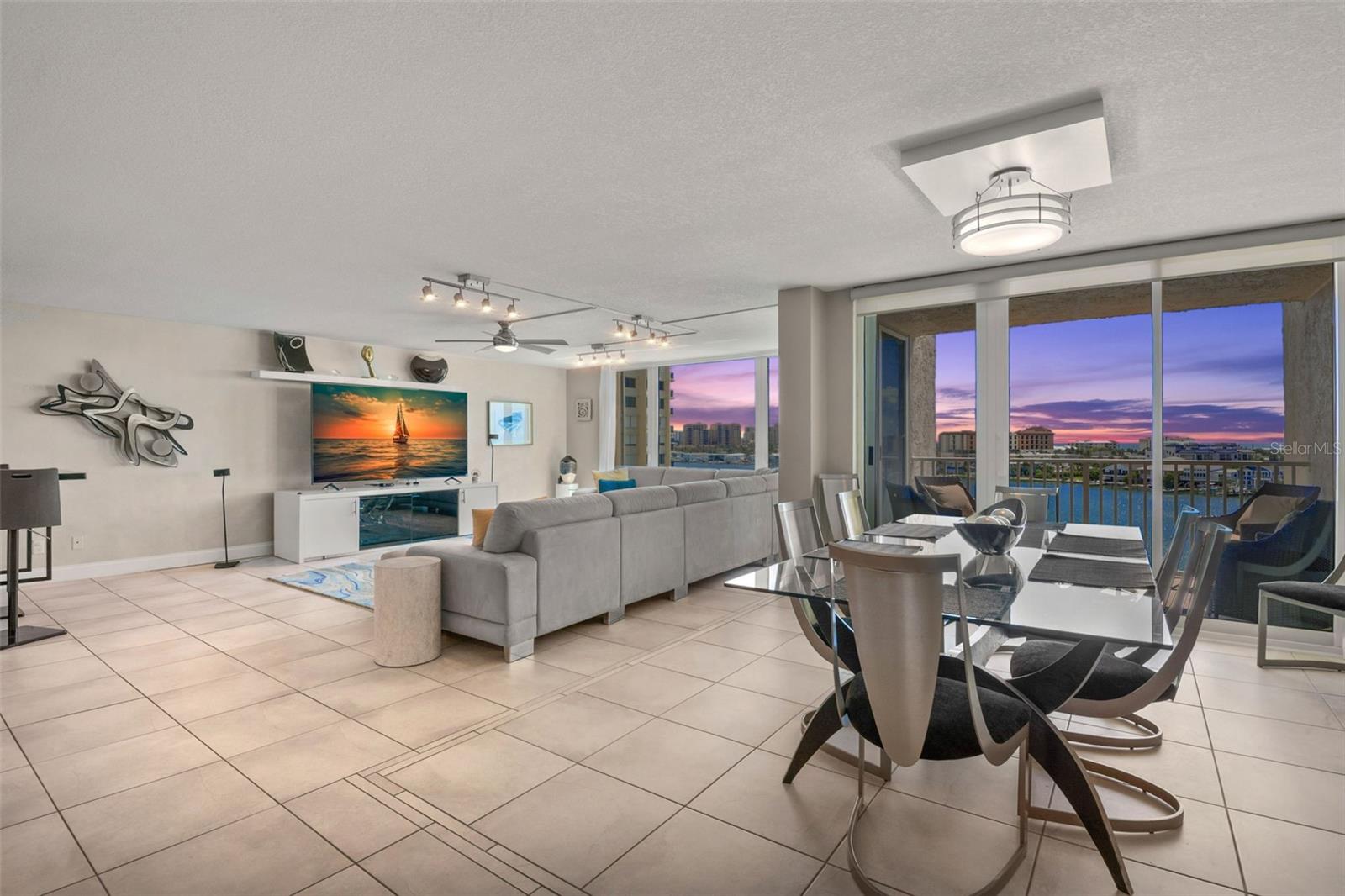 736 ISLAND WAY #604, CLEARWATER BEACH, FL, 33767