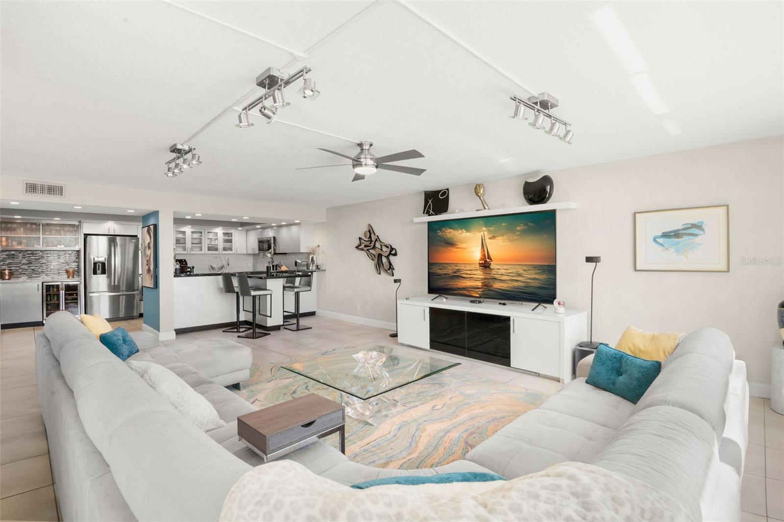 736 ISLAND WAY #604, CLEARWATER BEACH, FL, 33767