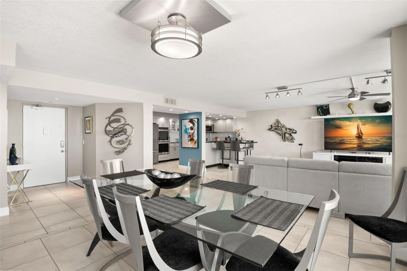 736 ISLAND WAY #604, CLEARWATER BEACH, FL, 33767