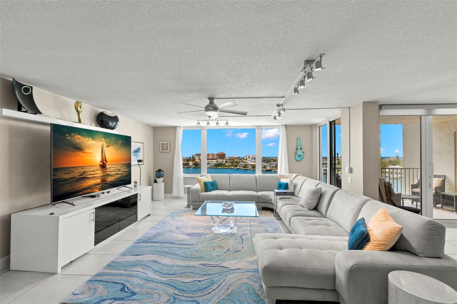 736 ISLAND WAY #604, CLEARWATER BEACH, FL, 33767