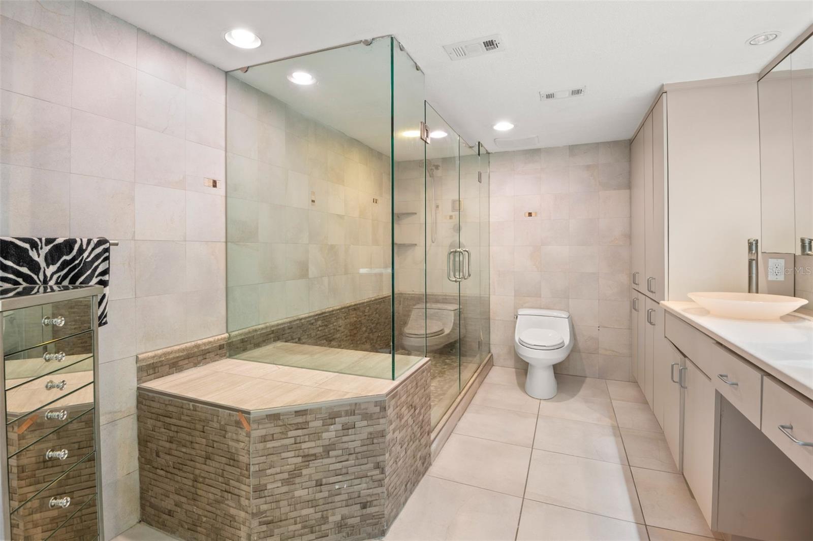 736 ISLAND WAY #604, CLEARWATER BEACH, FL, 33767