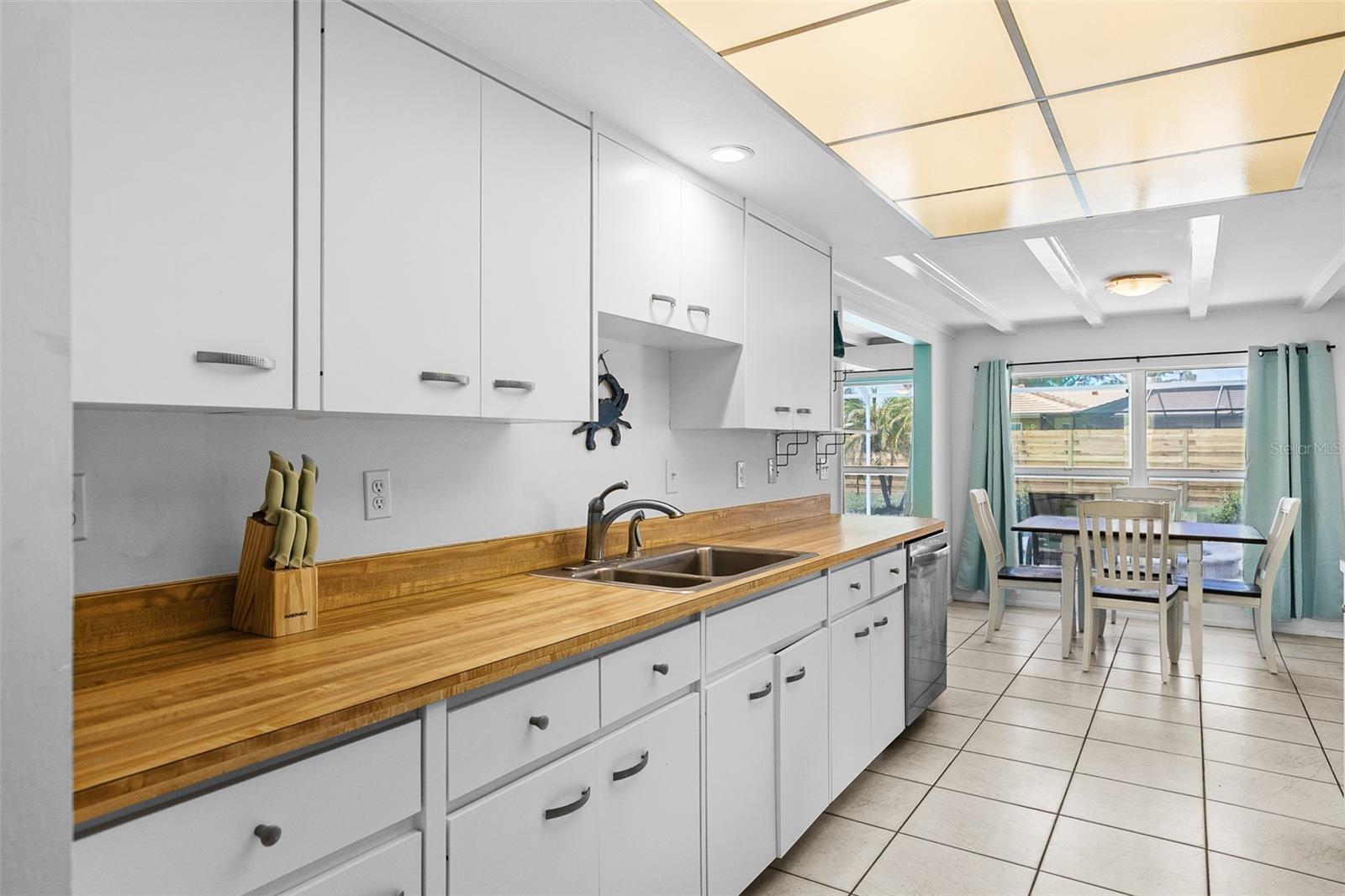 A4662030 Property Photo