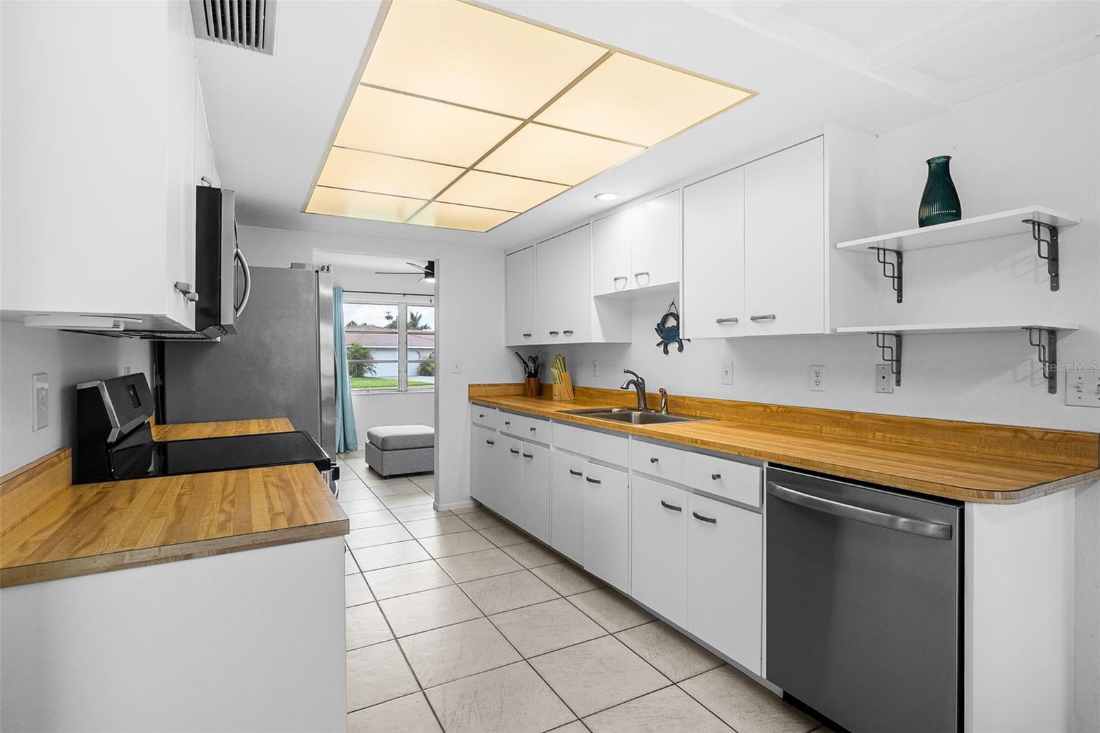 A4662030 Property Photo