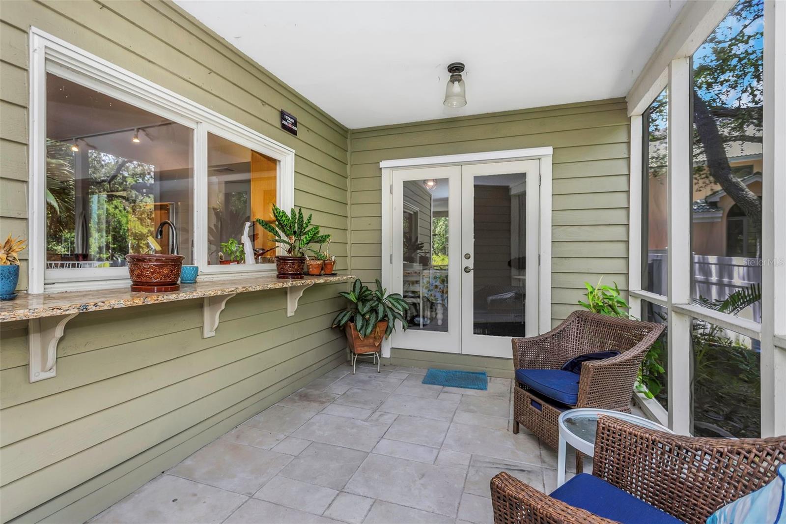 Pass thru from outdoor living space to kitchen