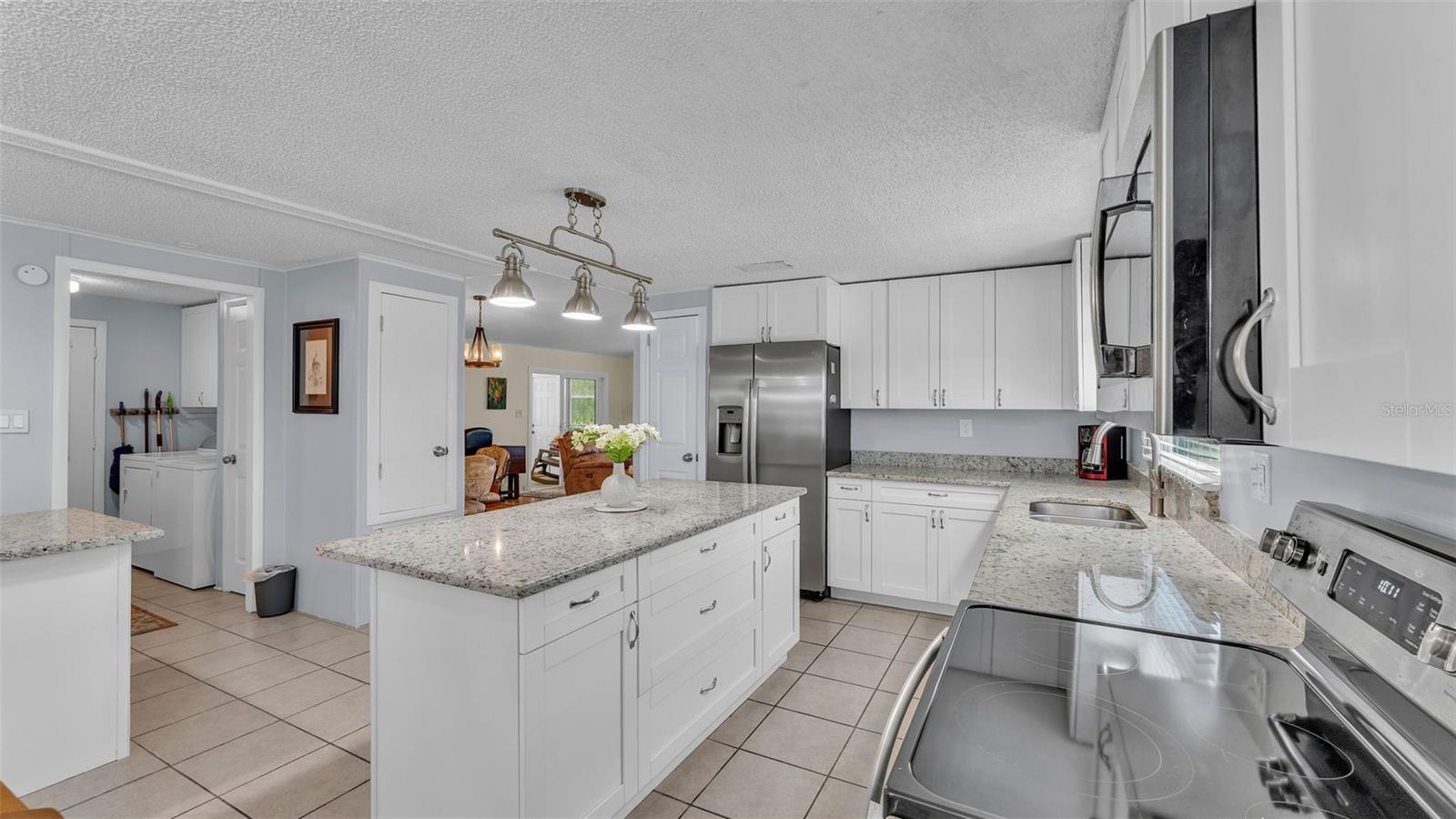 3279 PEBBLE BEND DR, LAKELAND, FL, 33810