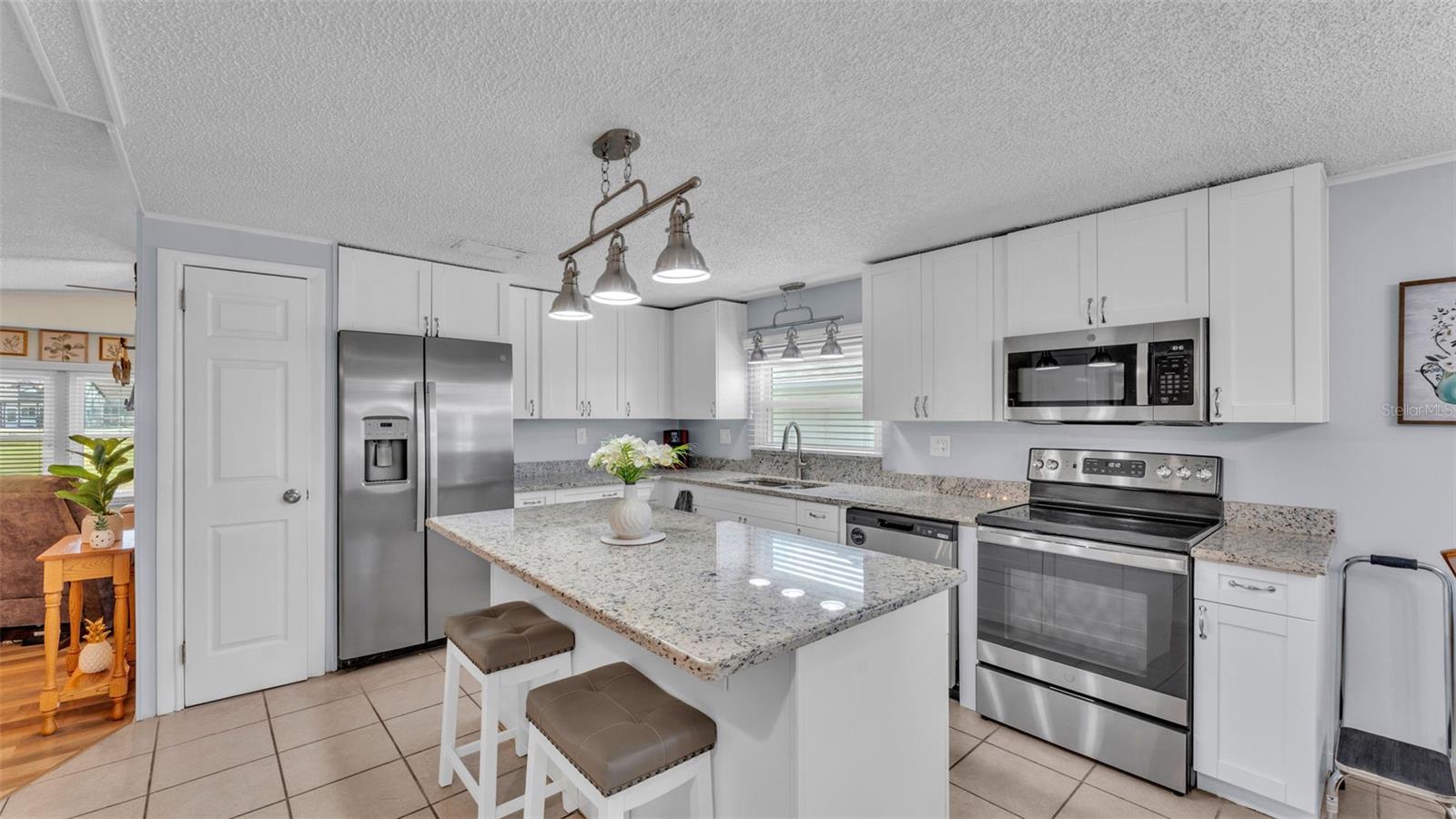 3279 PEBBLE BEND DR, LAKELAND, FL, 33810