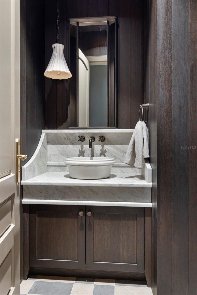 O6335854 Property Photo