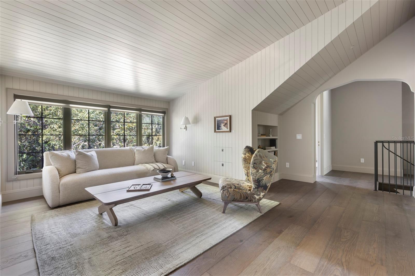 O6335854 Property Photo