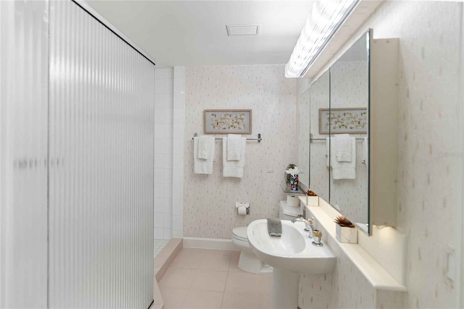 A4662073 Property Photo