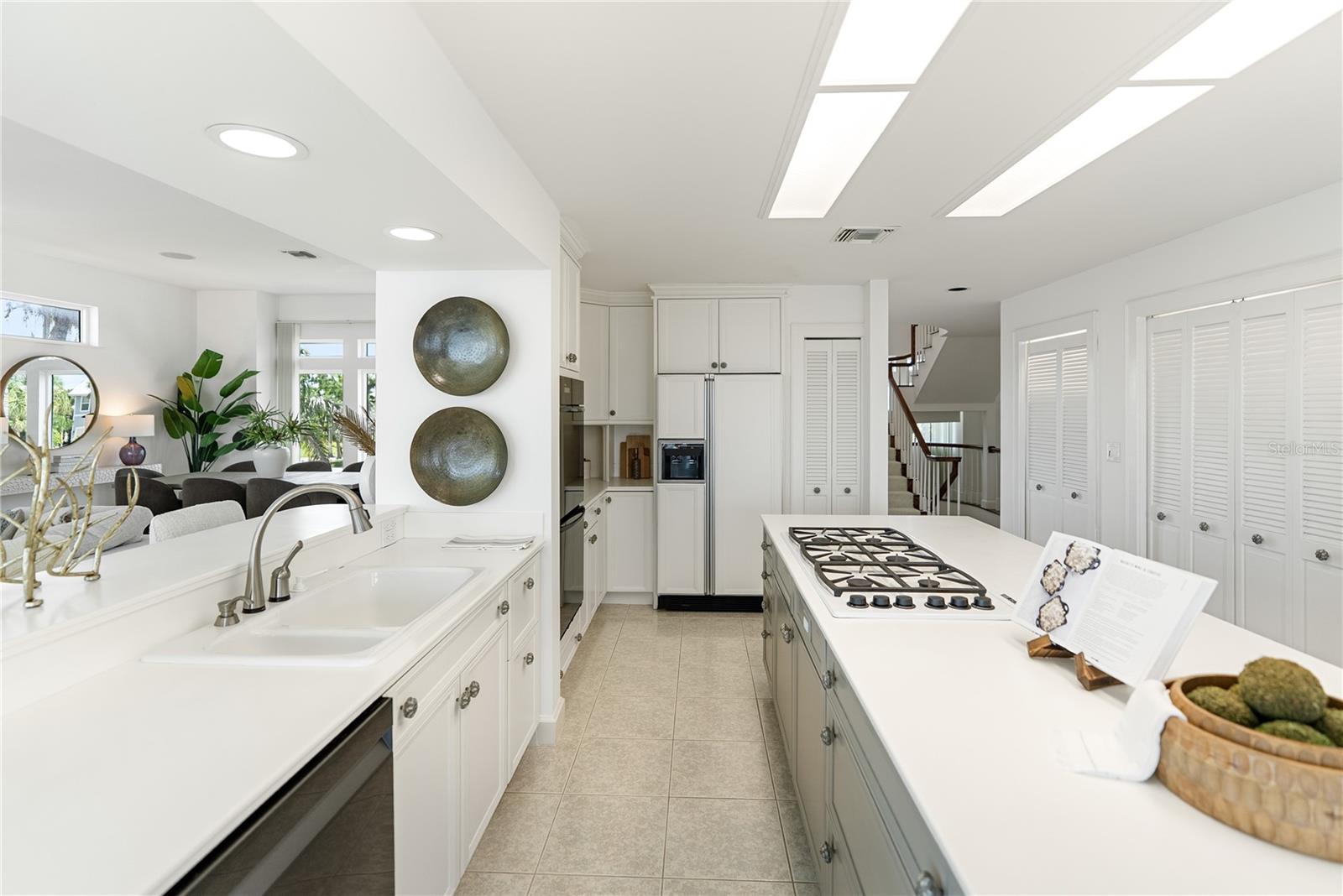 A4662073 Property Photo