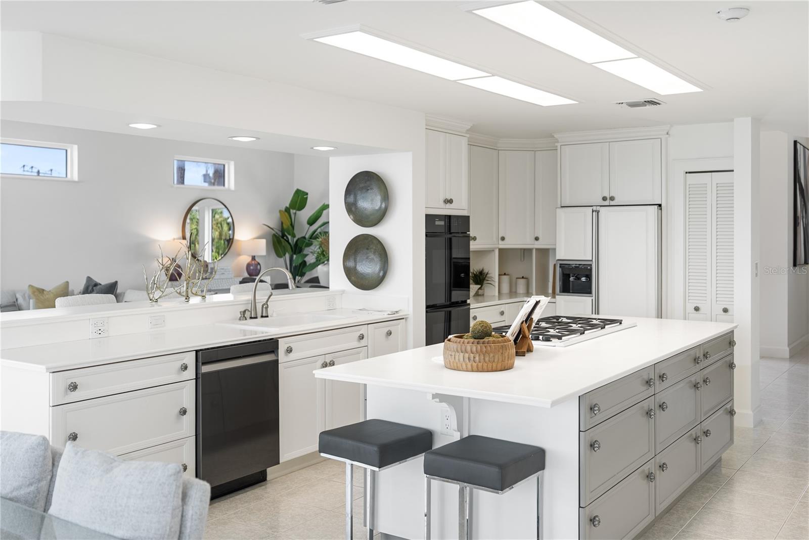 A4662073 Property Photo