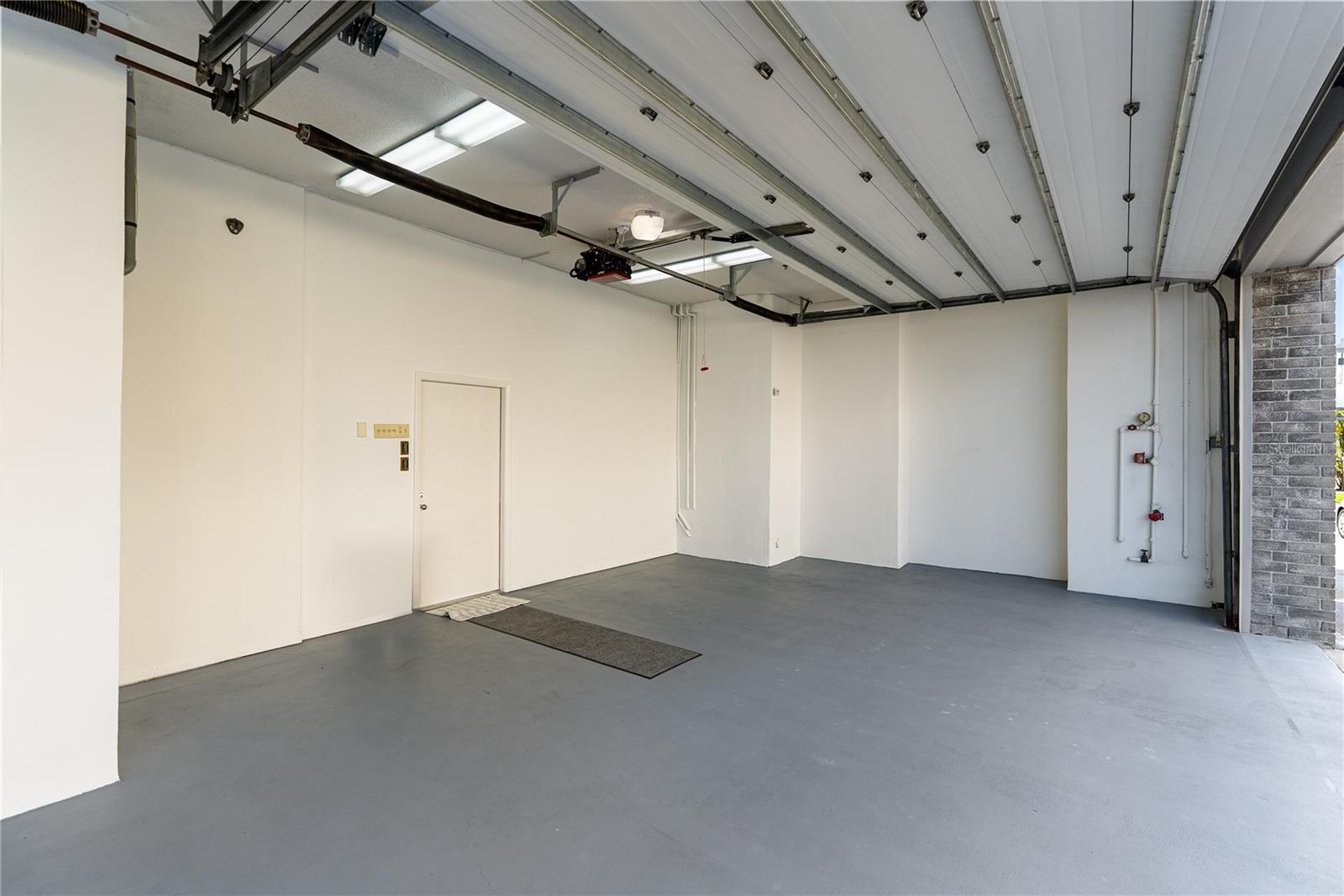 A4662073 Property Photo