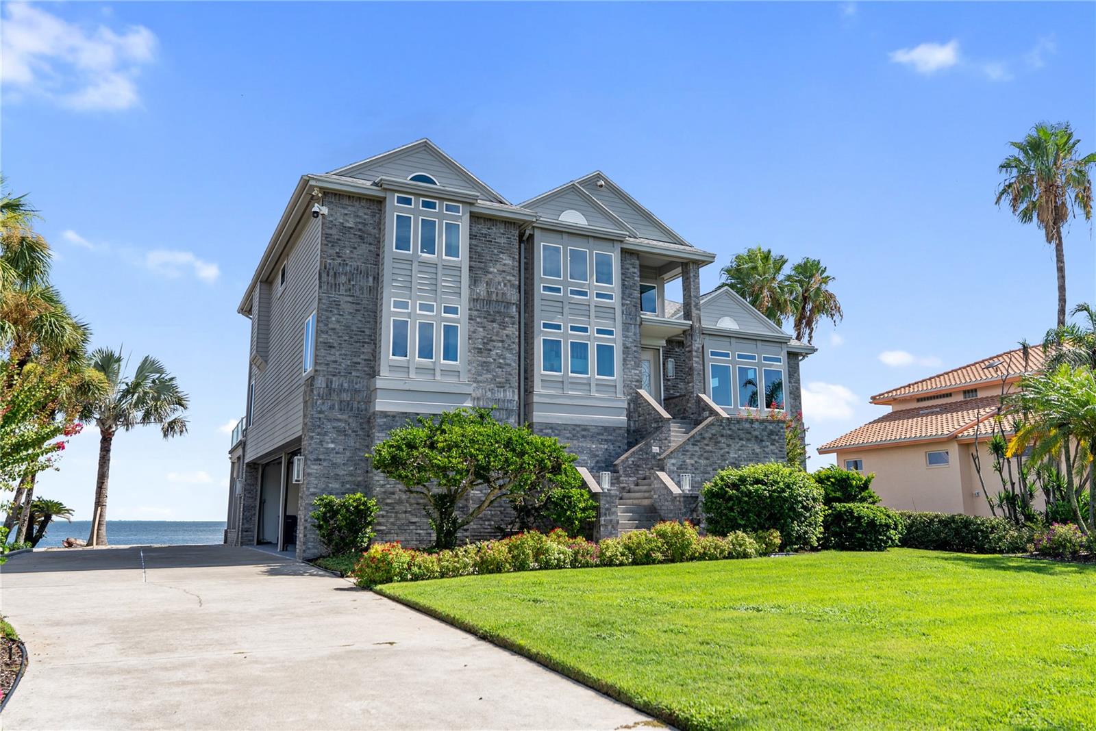 A4662073 Property Photo