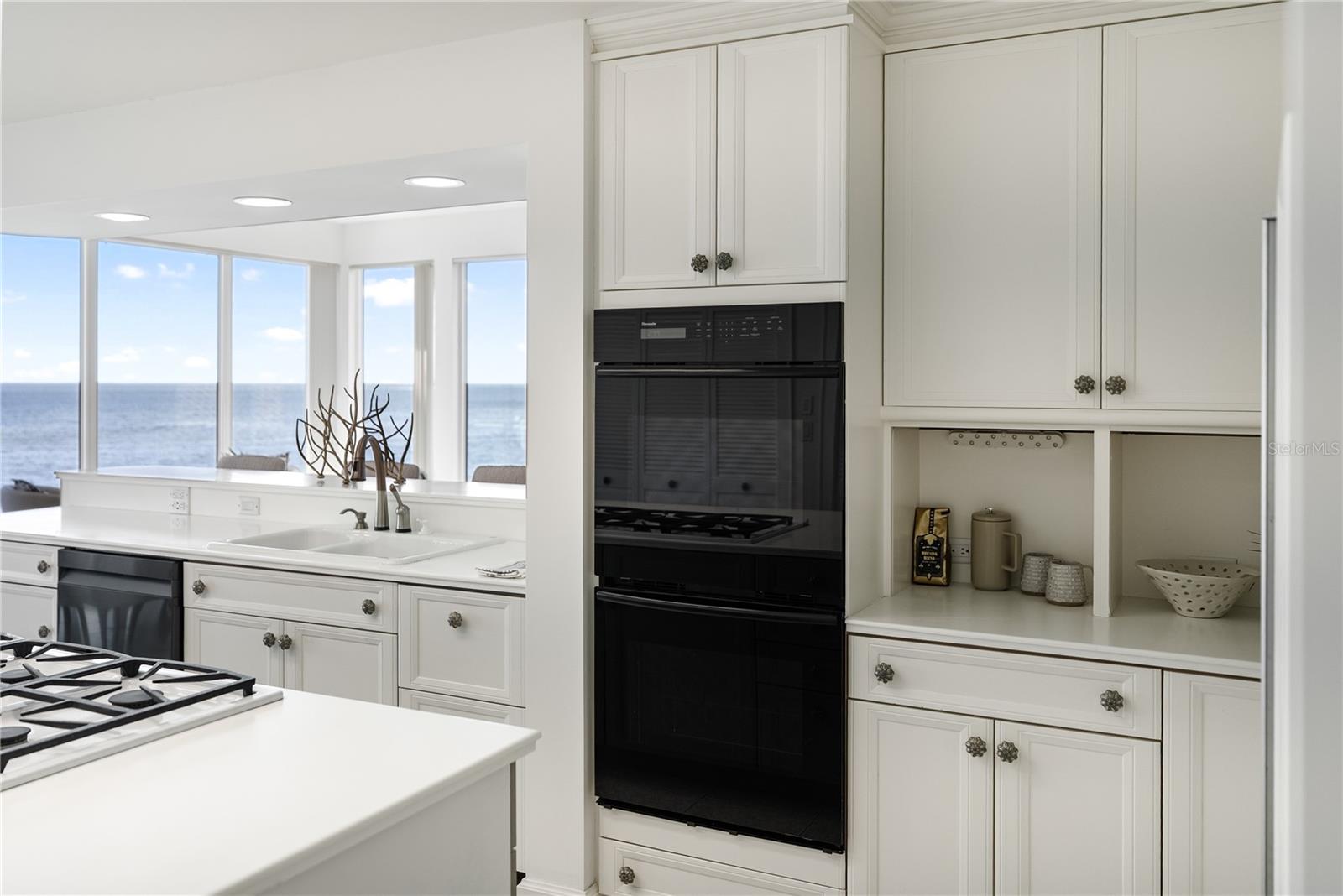 A4662073 Property Photo