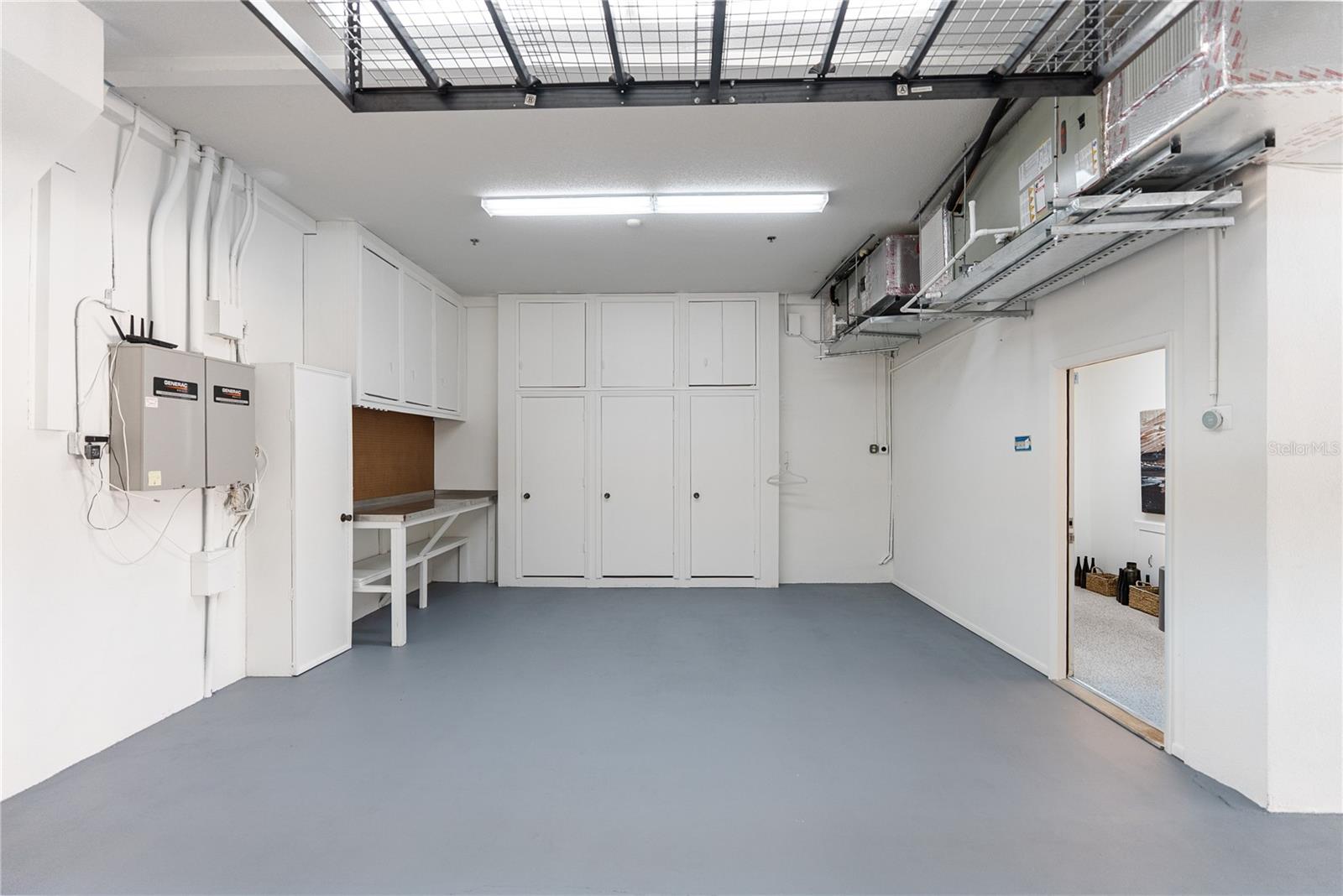 A4662073 Property Photo