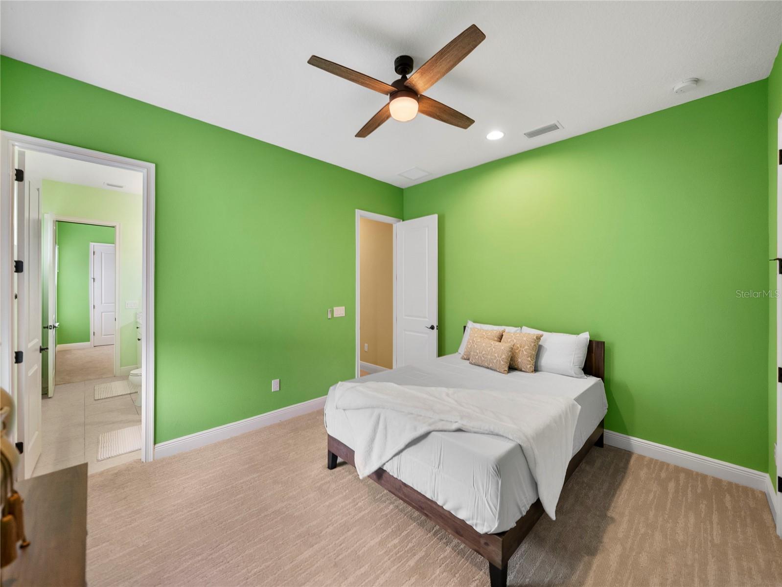 2nd Bedroom