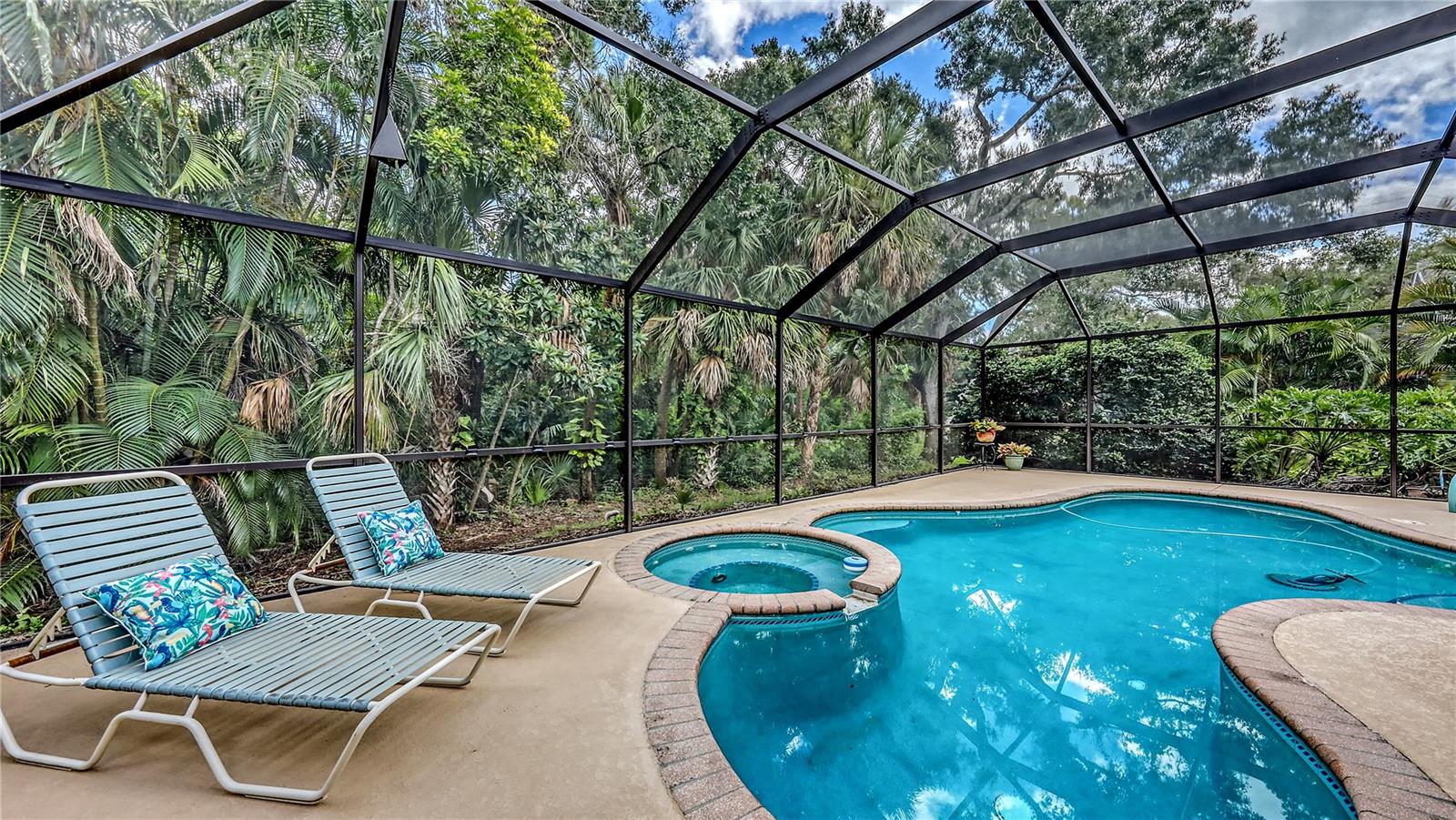 A4662085 Property Photo