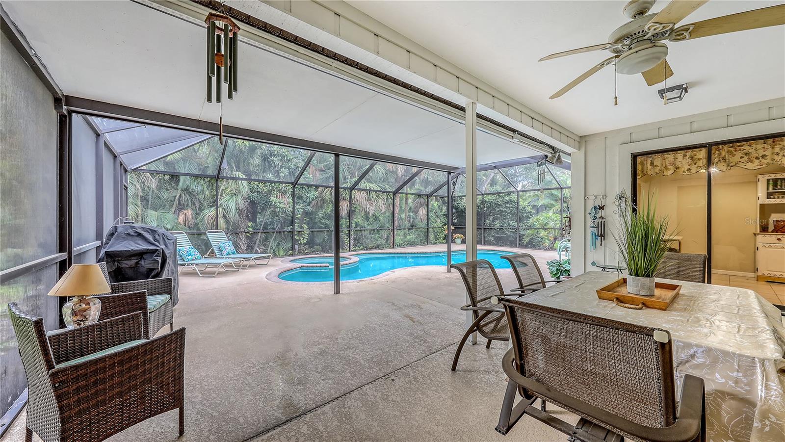 A4662085 Property Photo