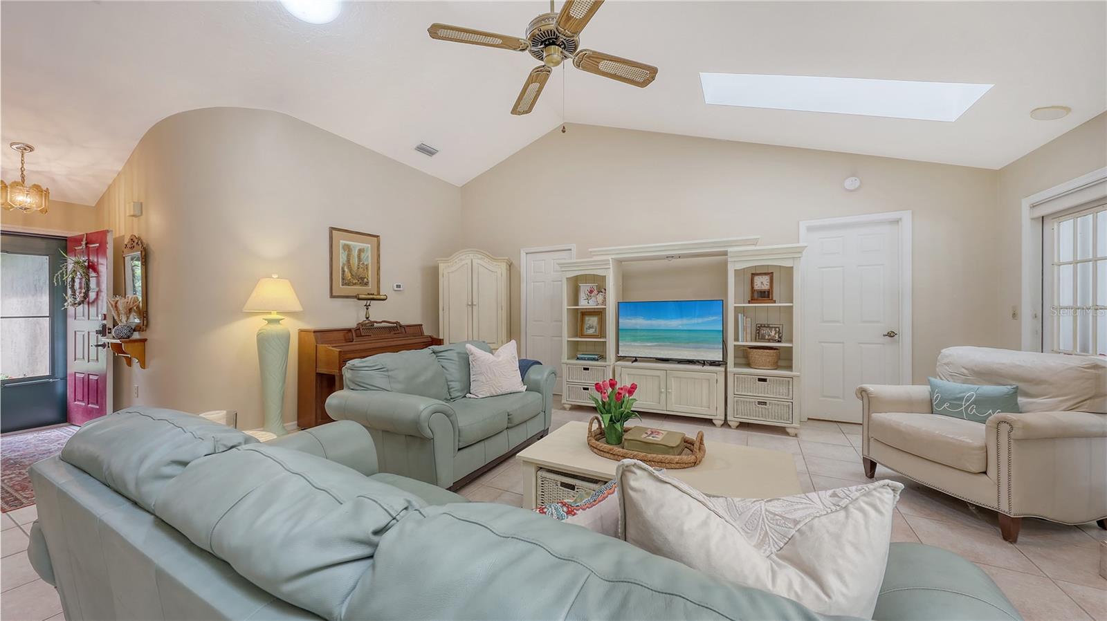 A4662085 Property Photo