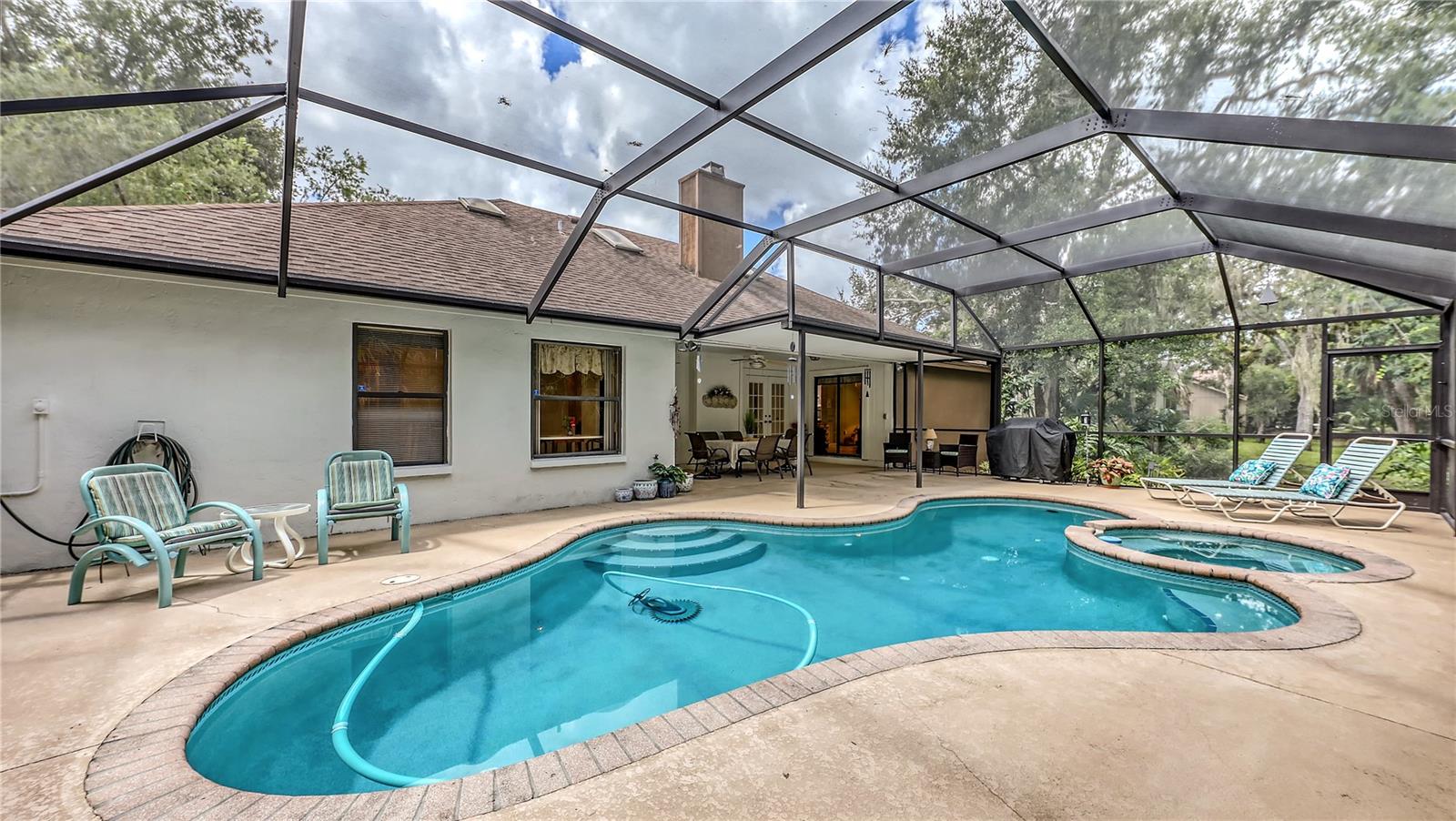 A4662085 Property Photo