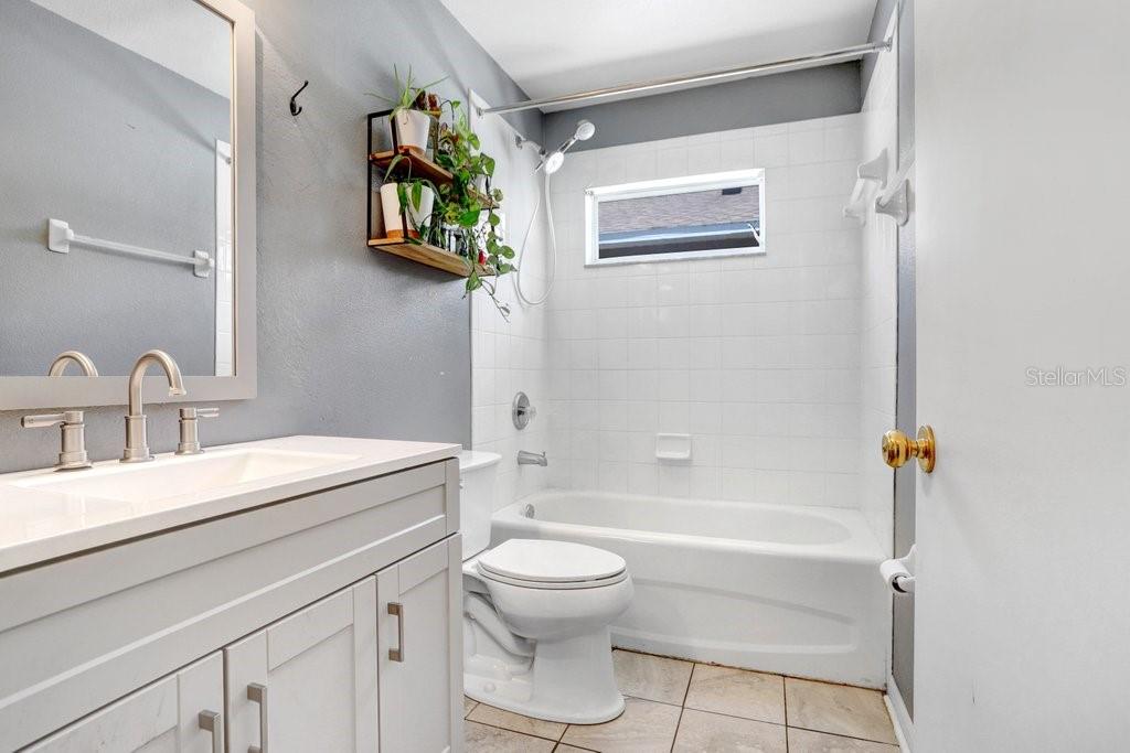 13523 PRESTWICK DR, RIVERVIEW, FL, 33579