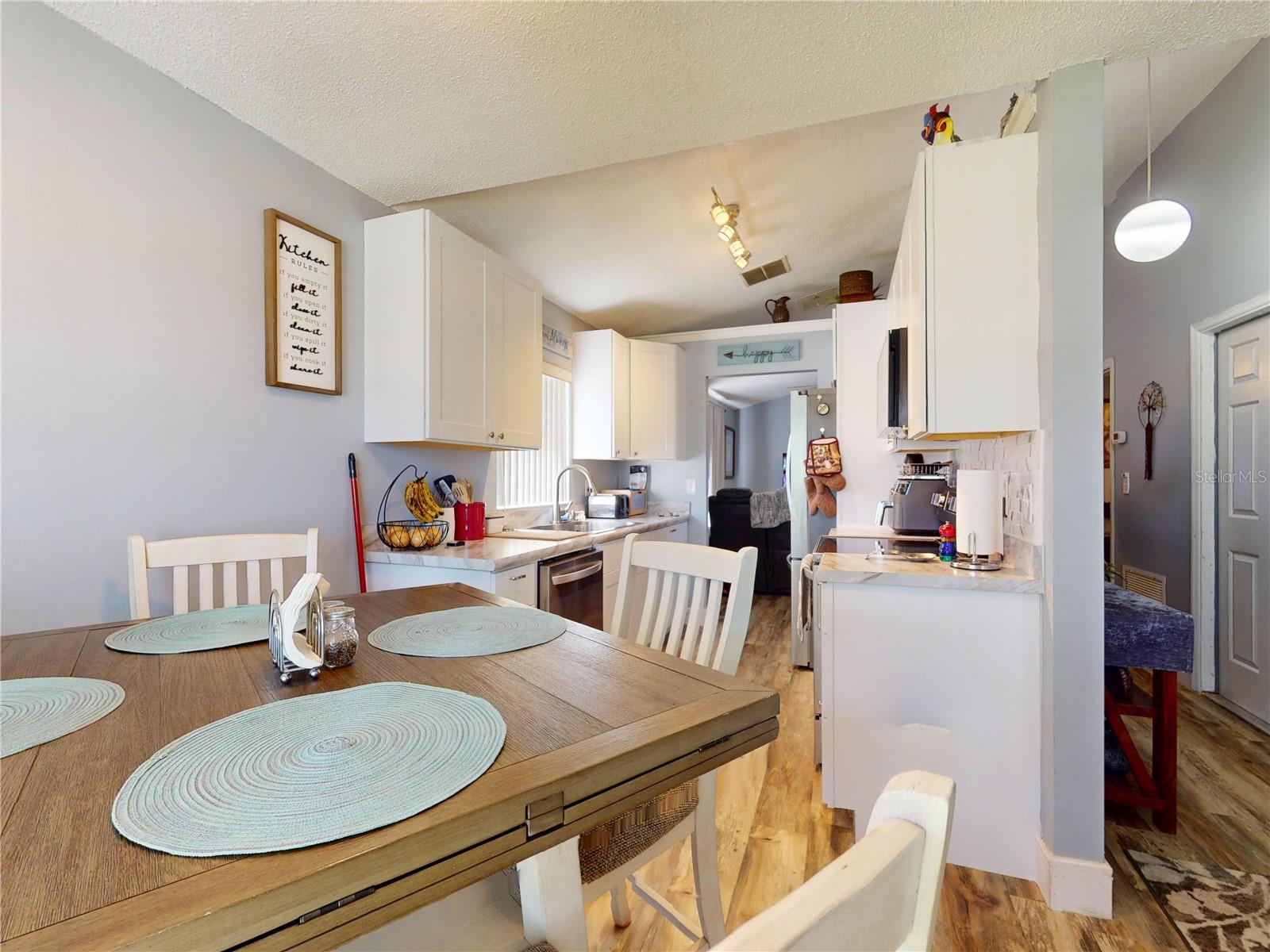 460 GREEN ST, DELAND, FL, 32720