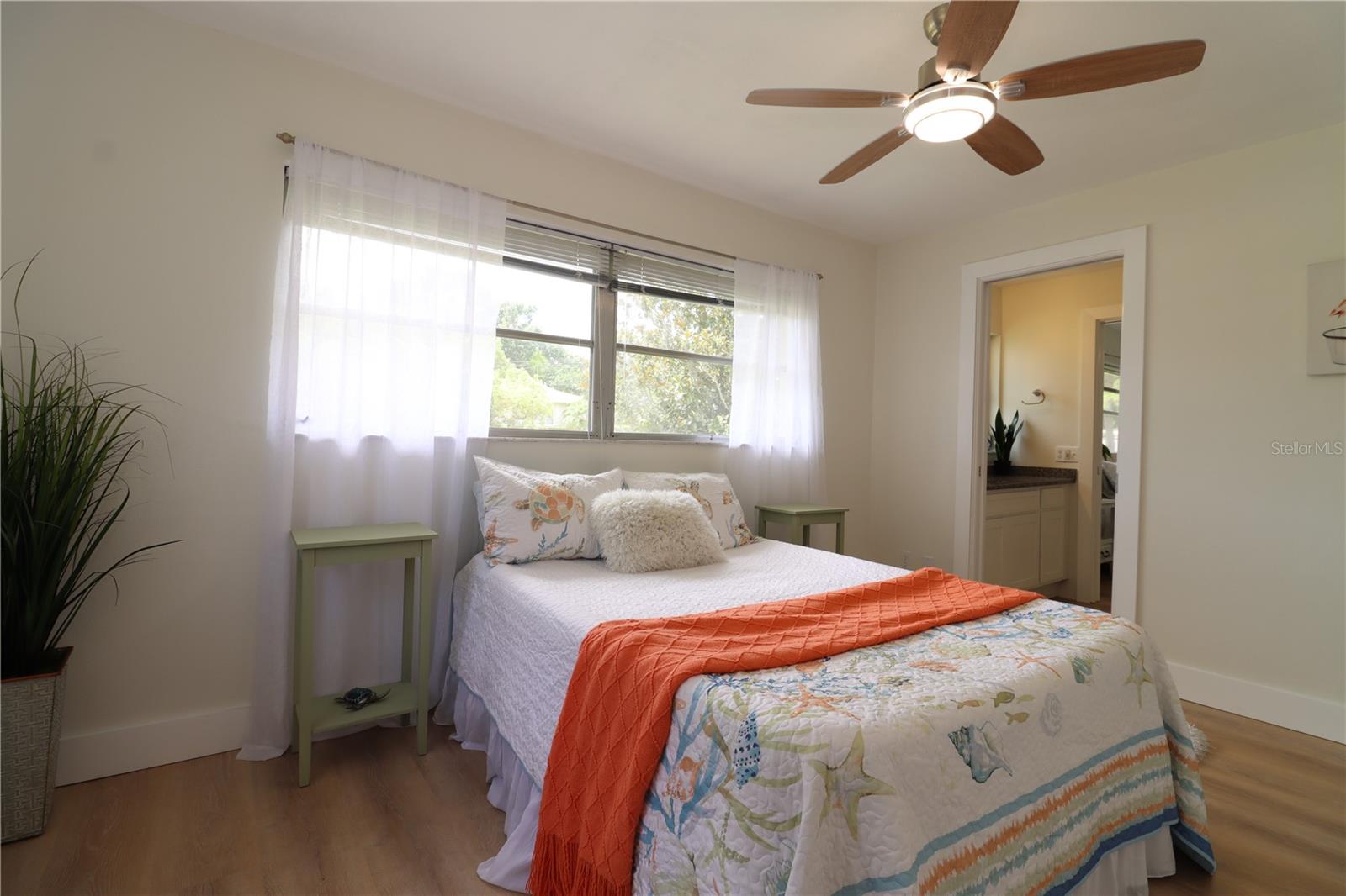 1665 MAGNOLIA DR, CLEARWATER, FL, 33756