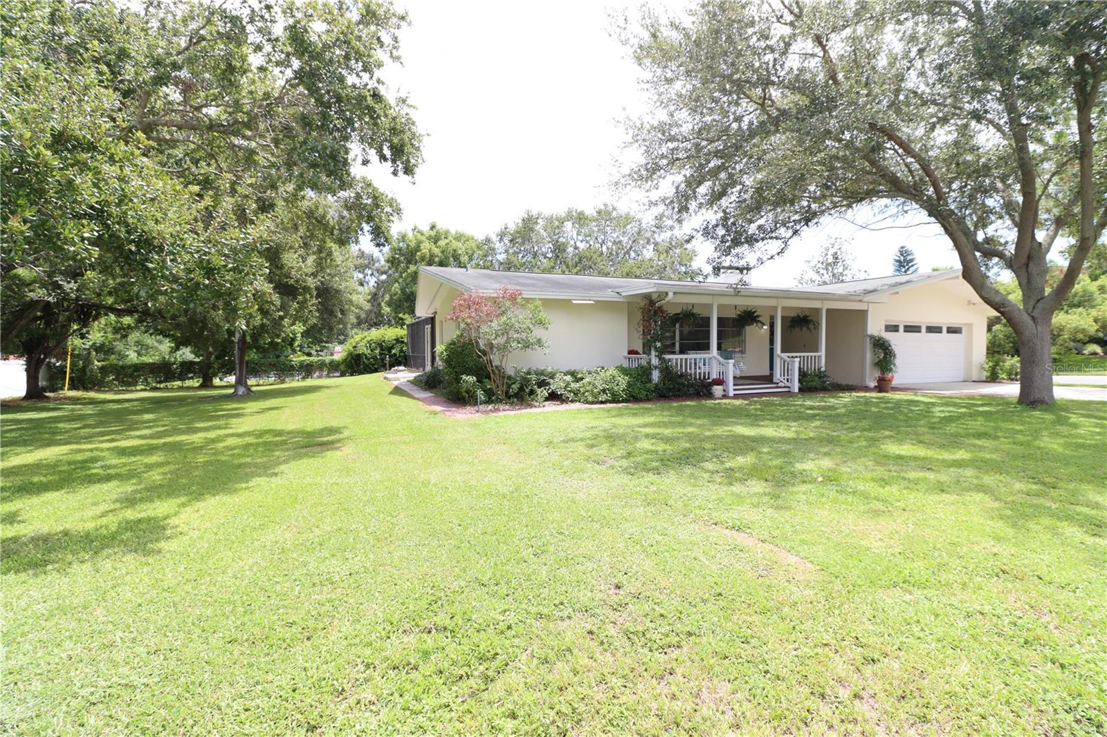 1665 MAGNOLIA DR, CLEARWATER, FL, 33756