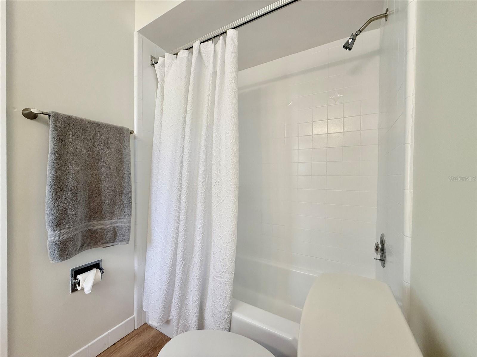 1665 MAGNOLIA DR, CLEARWATER, FL, 33756