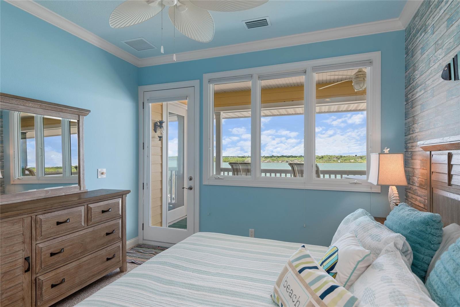 O6336001 Property Photo